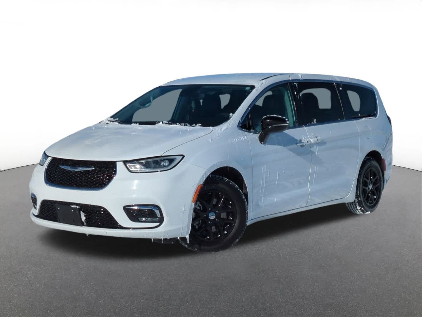 Thumbnail: 2024 Chrysler Pacifica - 1