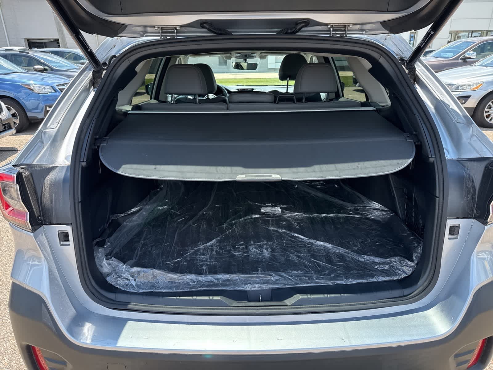 Thumbnail: 2022 Subaru Outback - 14