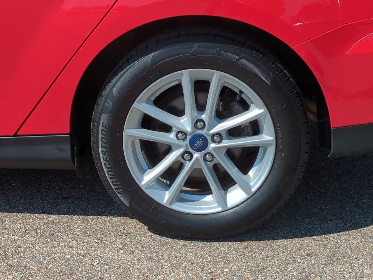 Thumbnail: 2017 Ford Focus - 12