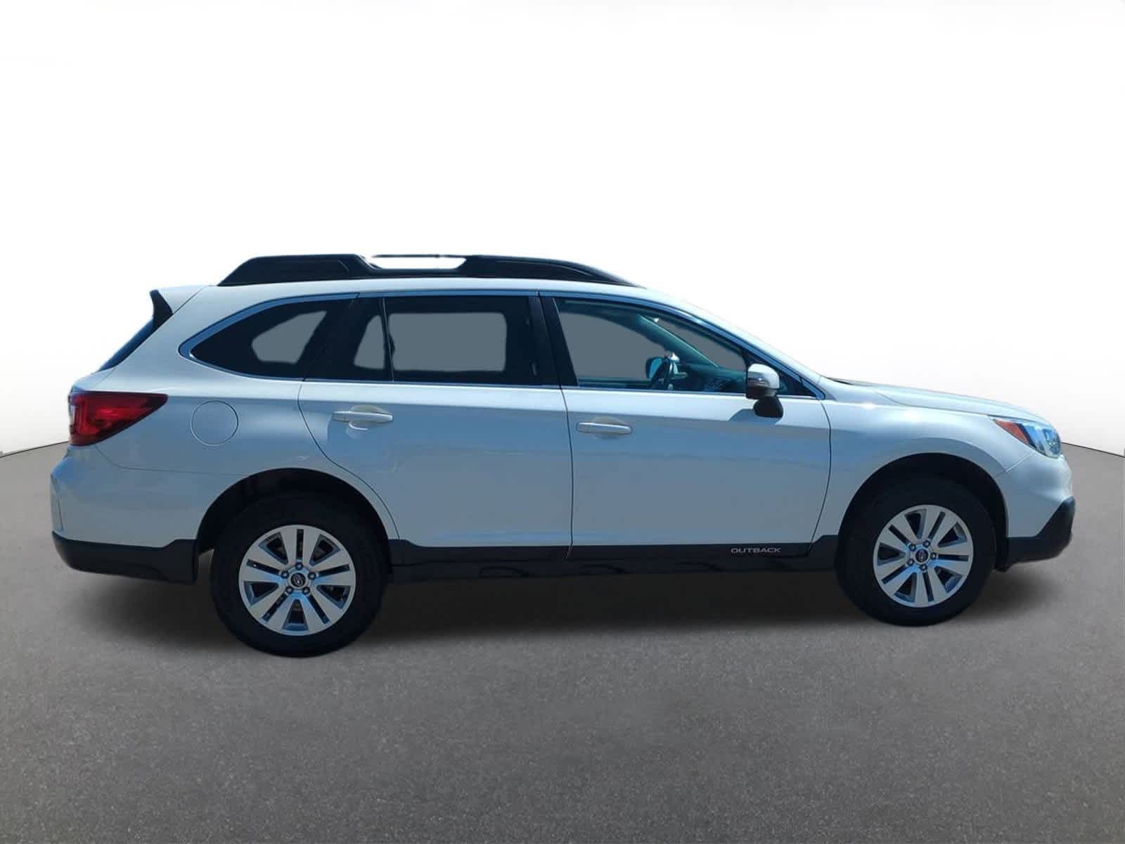 Thumbnail: 2015 Subaru Outback - 7