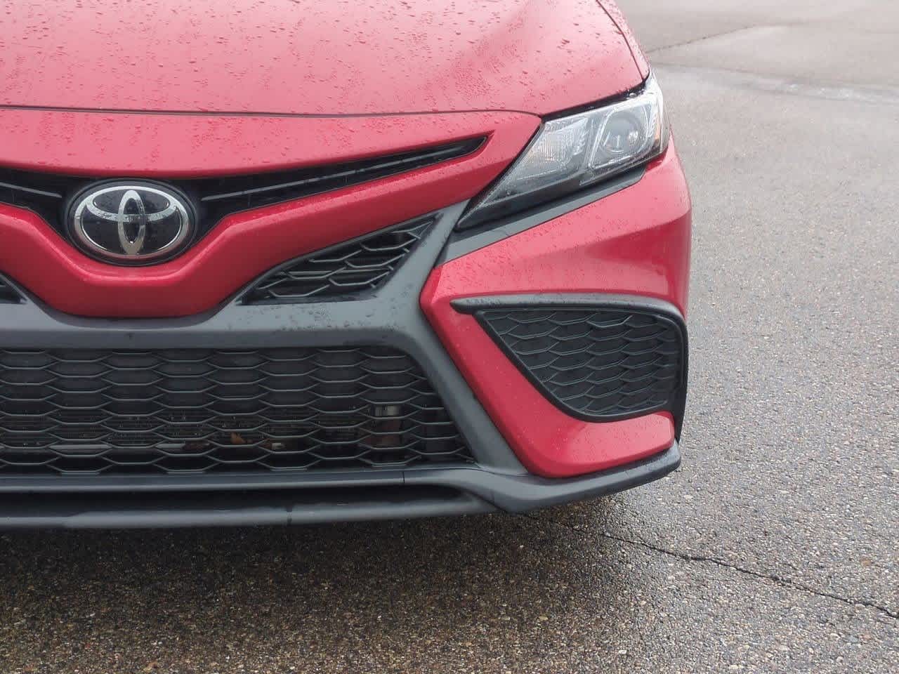 Thumbnail: 2023 Toyota Camry - 10