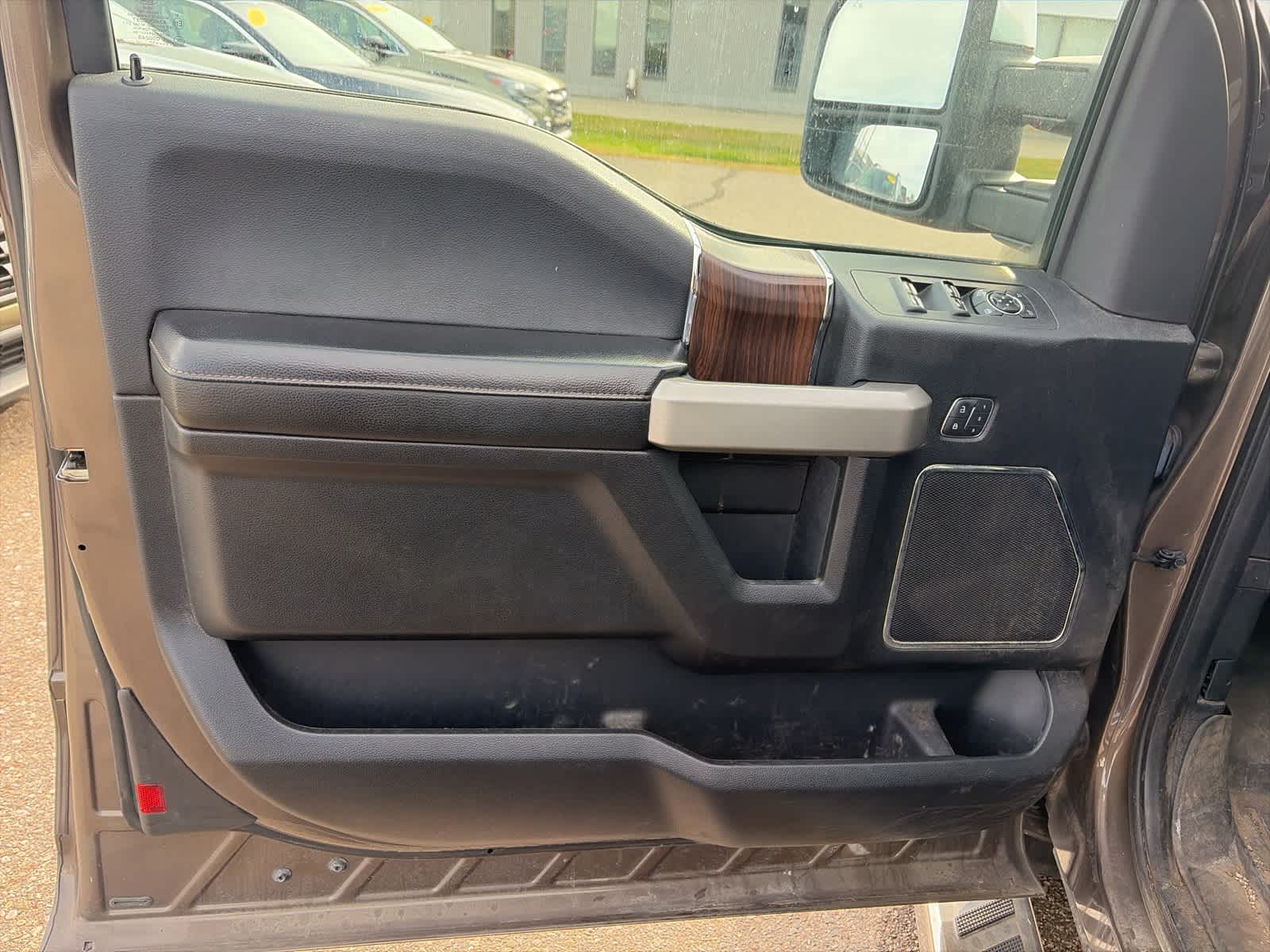 Thumbnail: 2017 Ford F-150 - 17