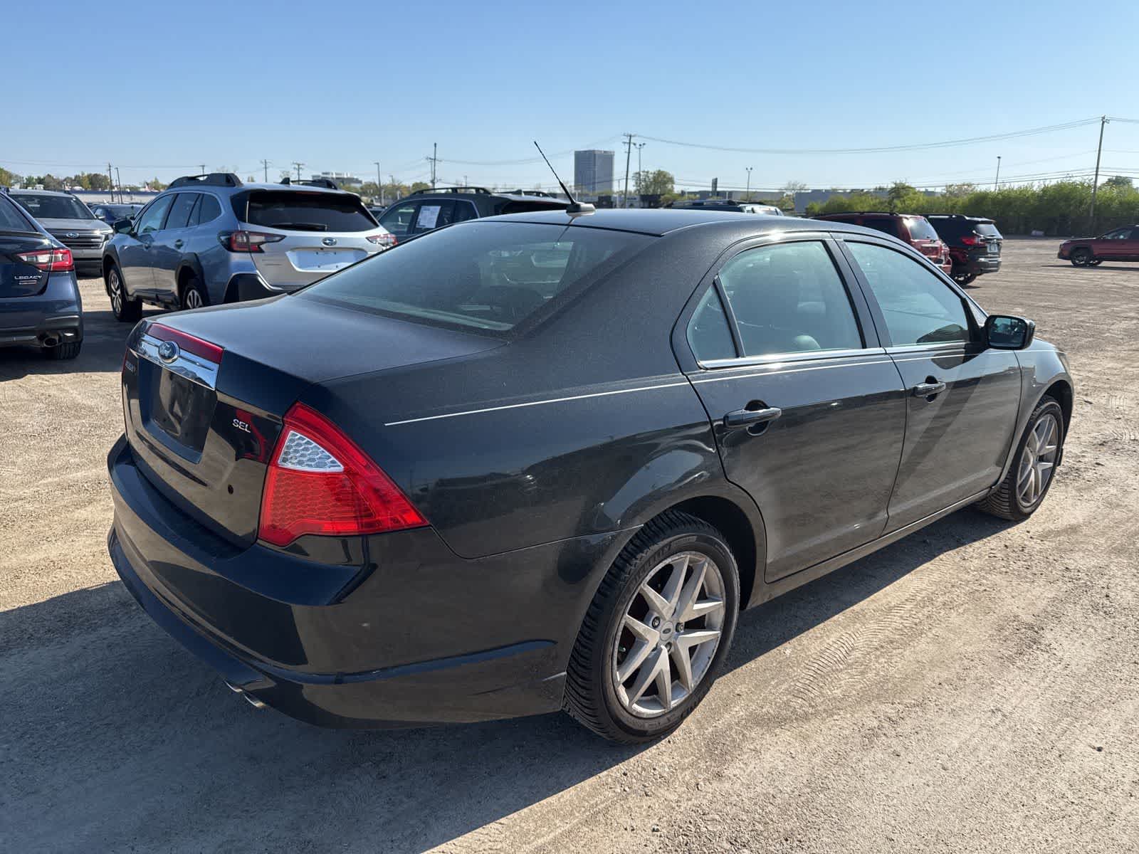 Thumbnail: 2012 Ford Fusion - 3