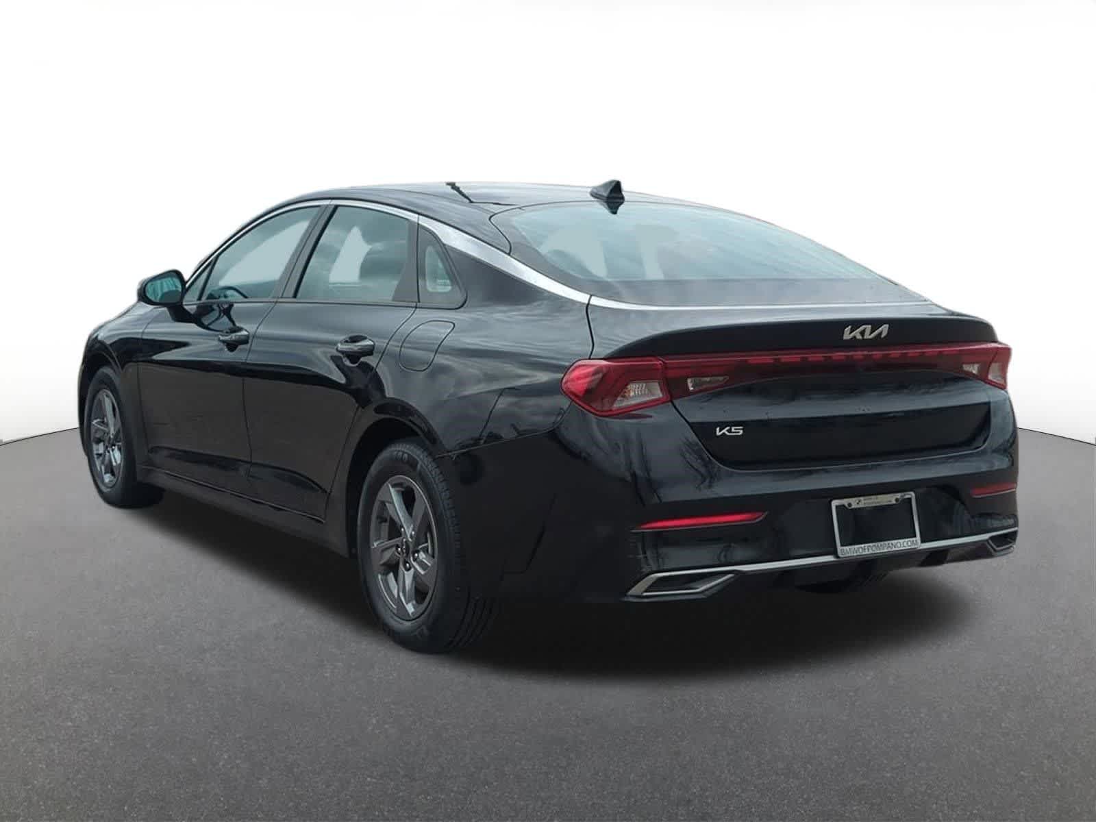 Thumbnail: 2023 Kia K5 - 4
