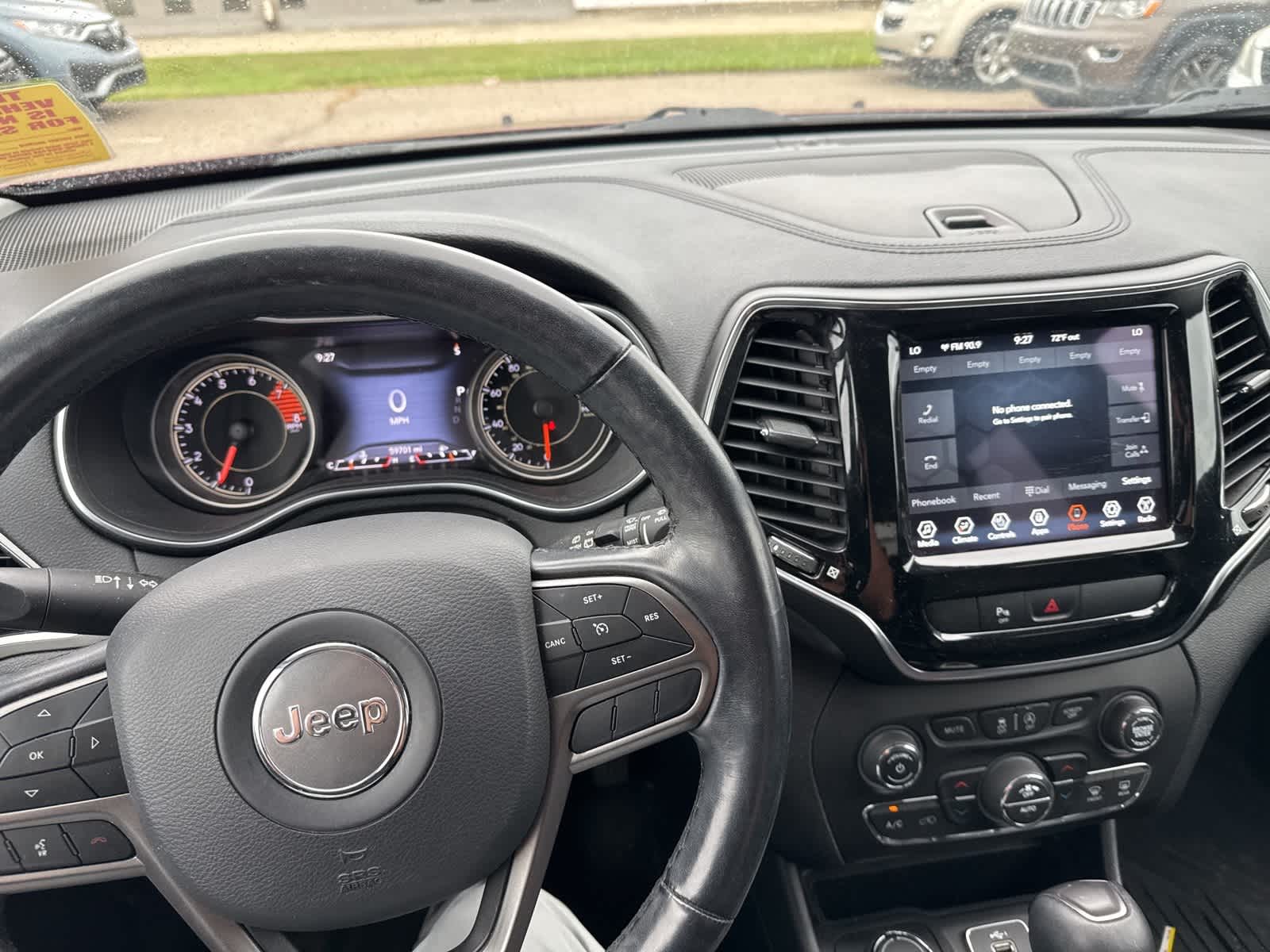Thumbnail: 2020 Jeep Cherokee - 19
