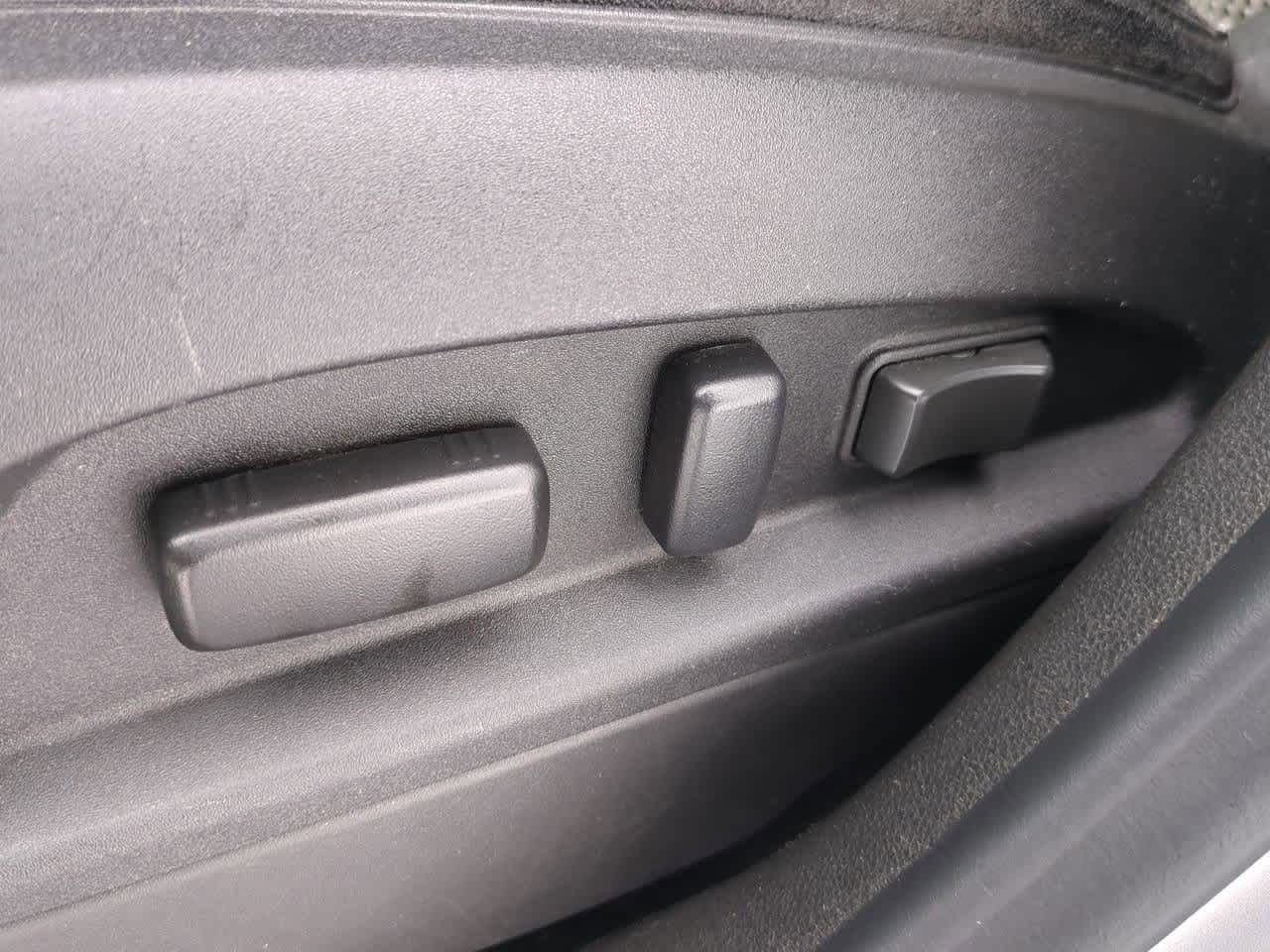 Thumbnail: 2015 GMC Terrain - 16