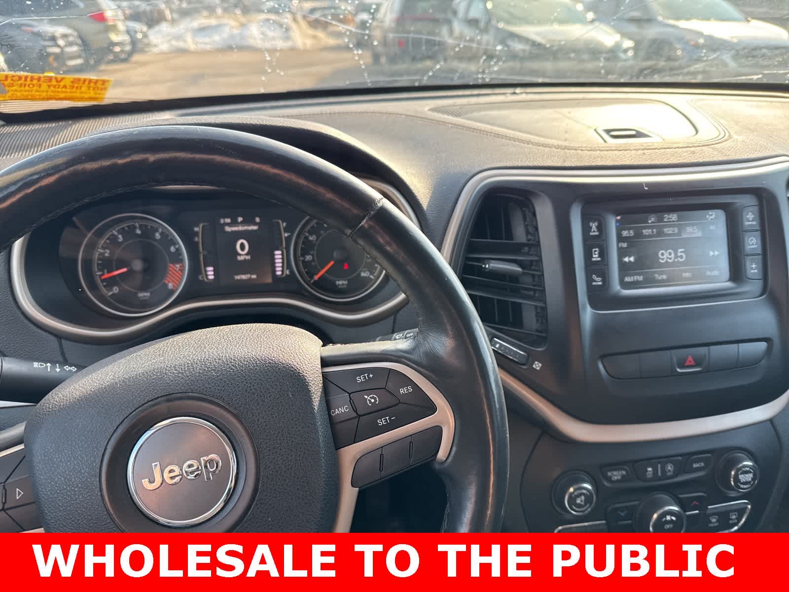 Thumbnail: 2015 Jeep Cherokee - 18