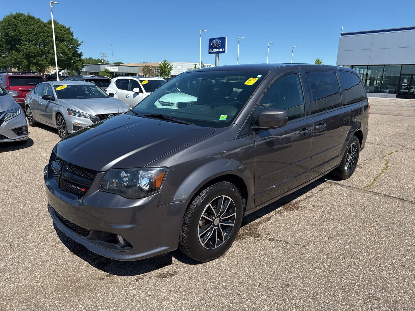 Thumbnail: 2017 Dodge Grand Caravan - 1