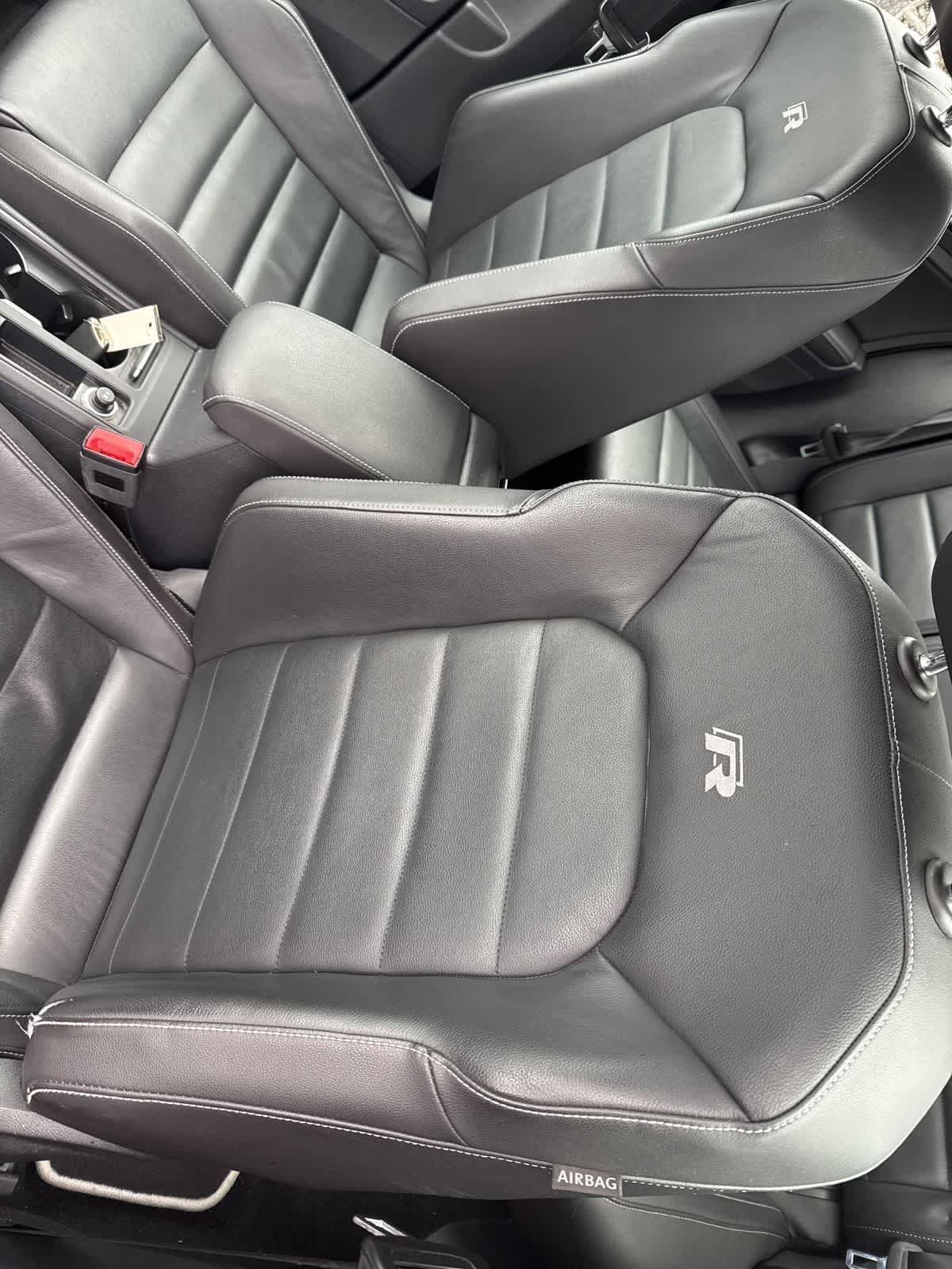 Thumbnail: 2017 Volkswagen Golf - 15