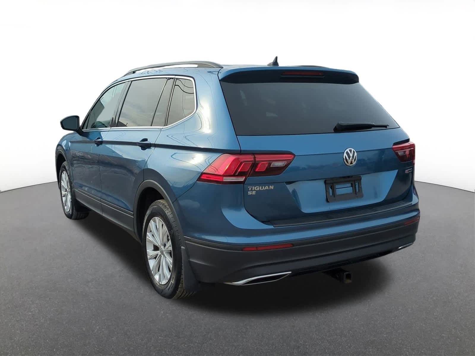 Thumbnail: 2019 Volkswagen Tiguan - 4