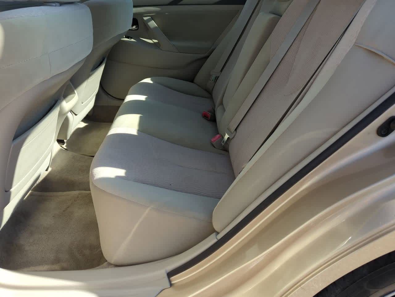 Thumbnail: 2010 Toyota Camry - 18