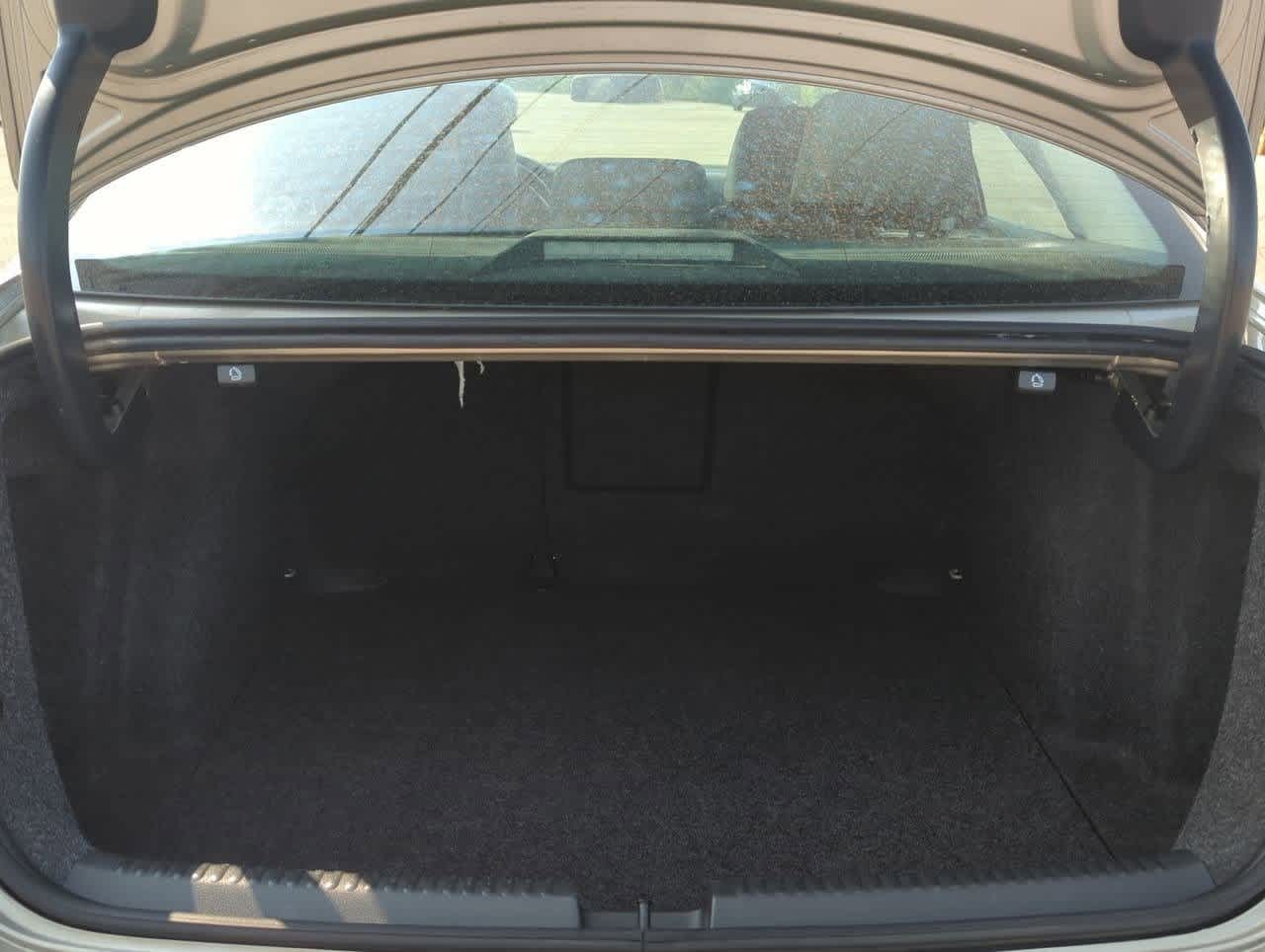 Thumbnail: 2014 Volkswagen Jetta - 27