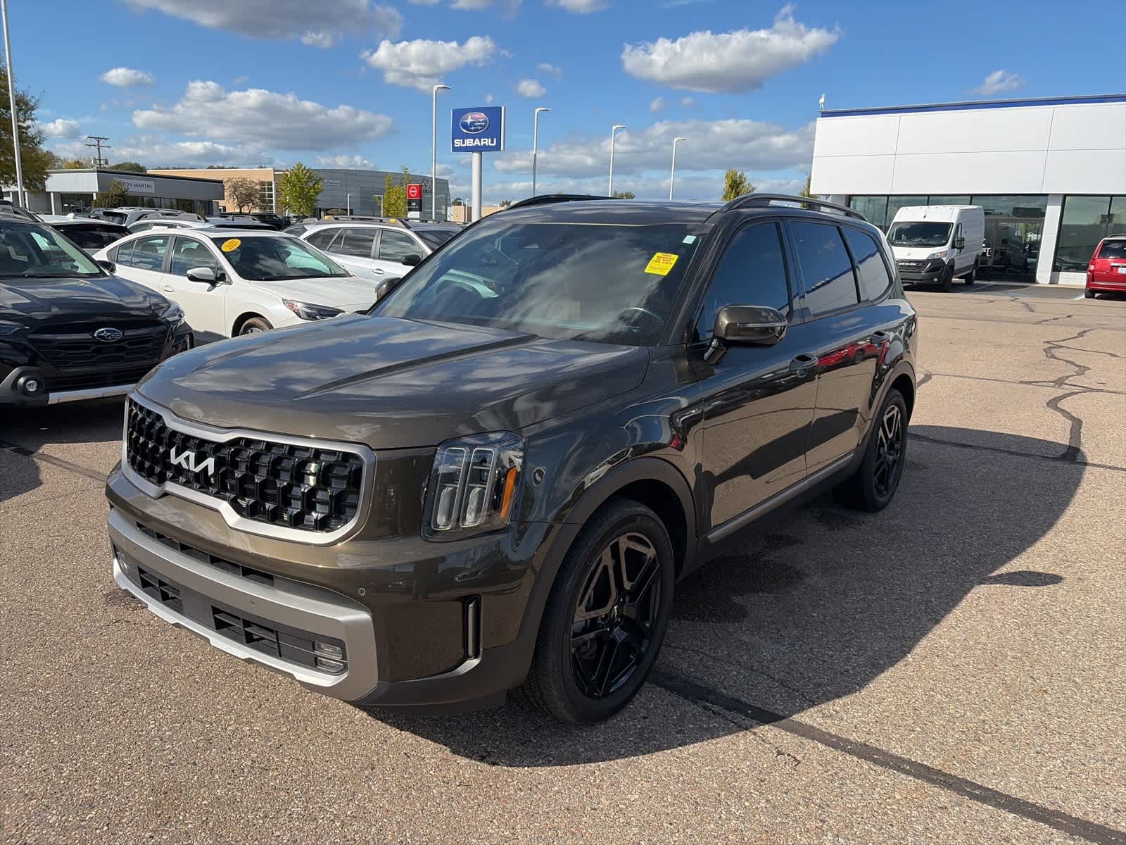 Thumbnail: 2023 Kia Telluride - 1