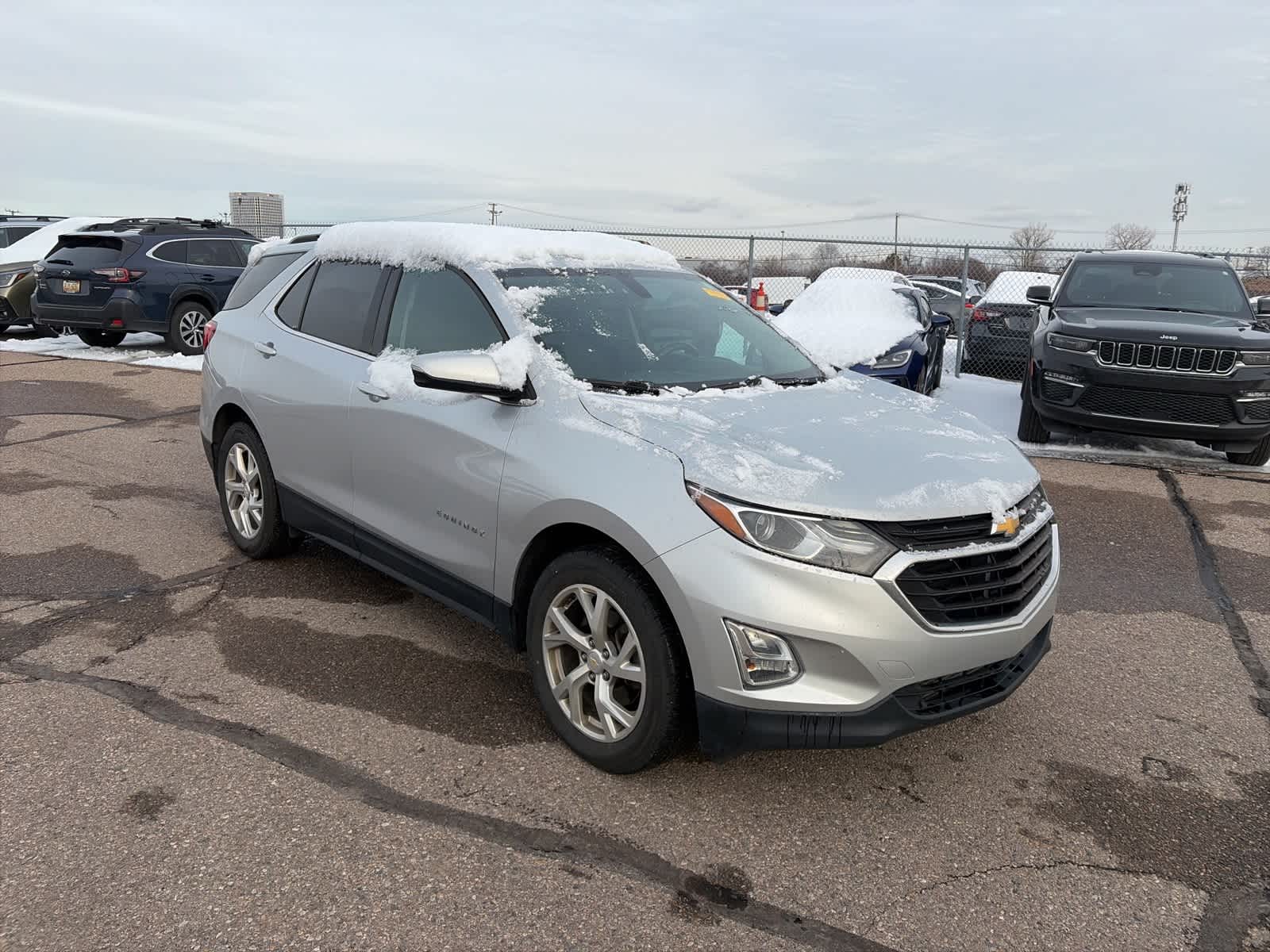 2018 Chevrolet Equinox LT photo 4
