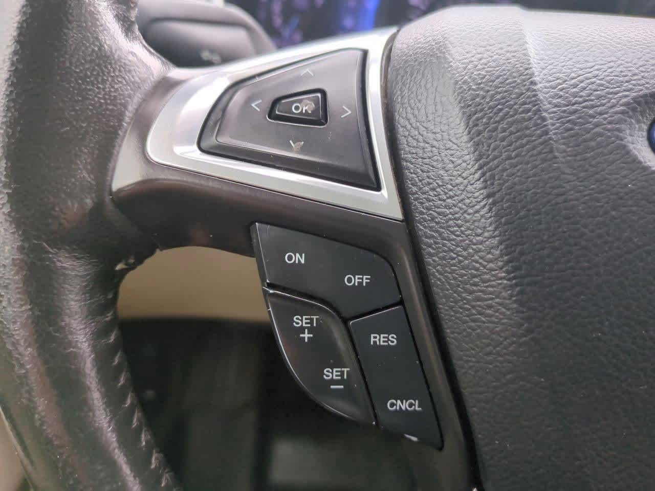 Thumbnail: 2013 Ford Fusion - 22