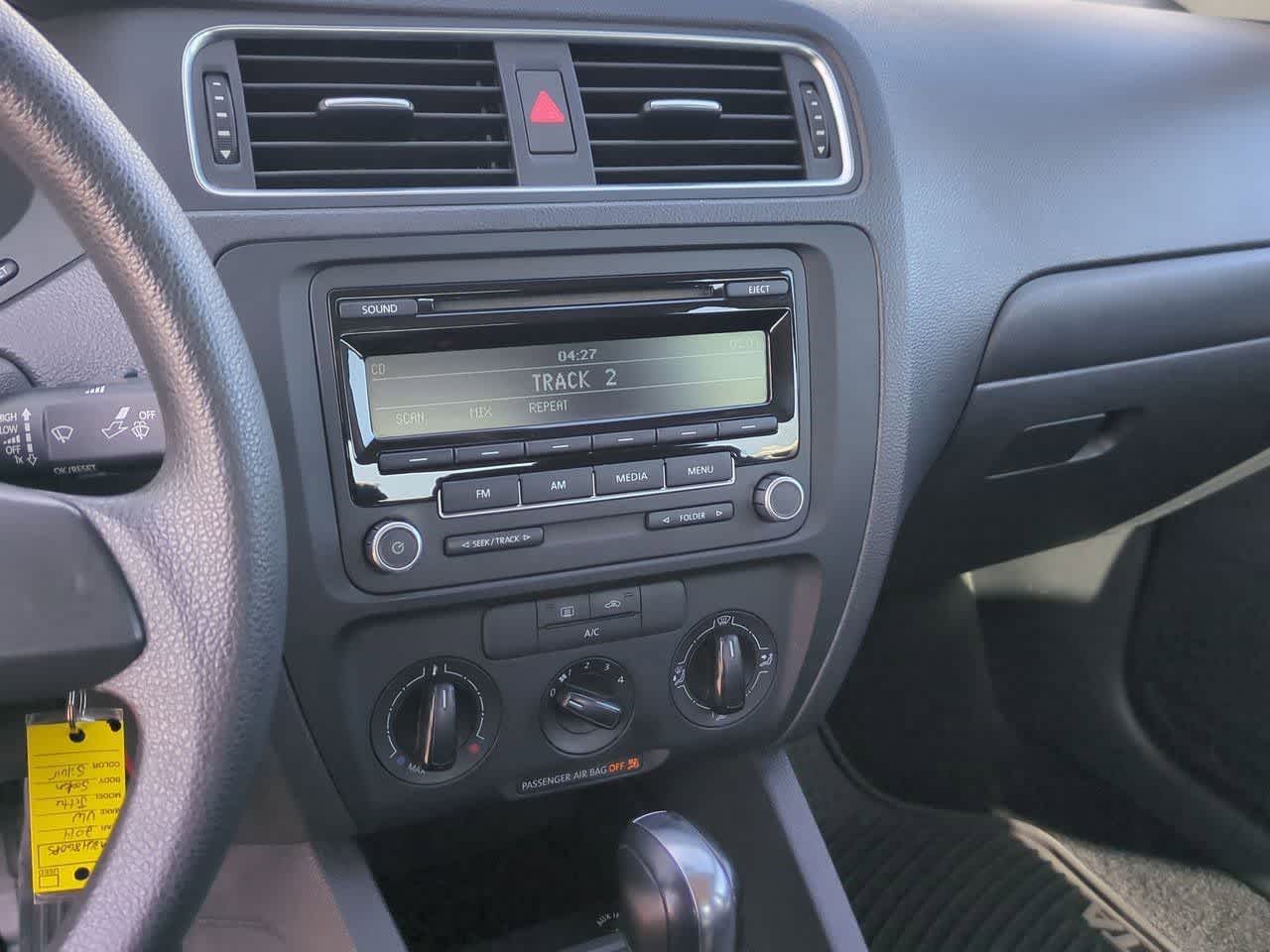 Thumbnail: 2014 Volkswagen Jetta - 27