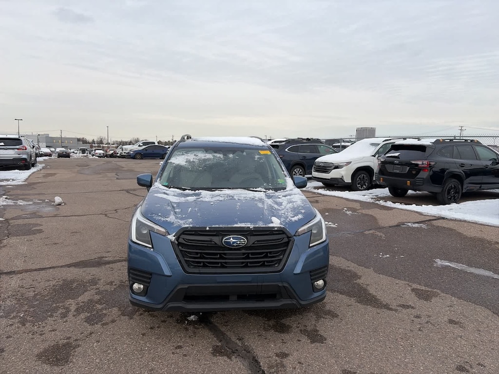 Used 2023 Subaru Forester Premium SUV