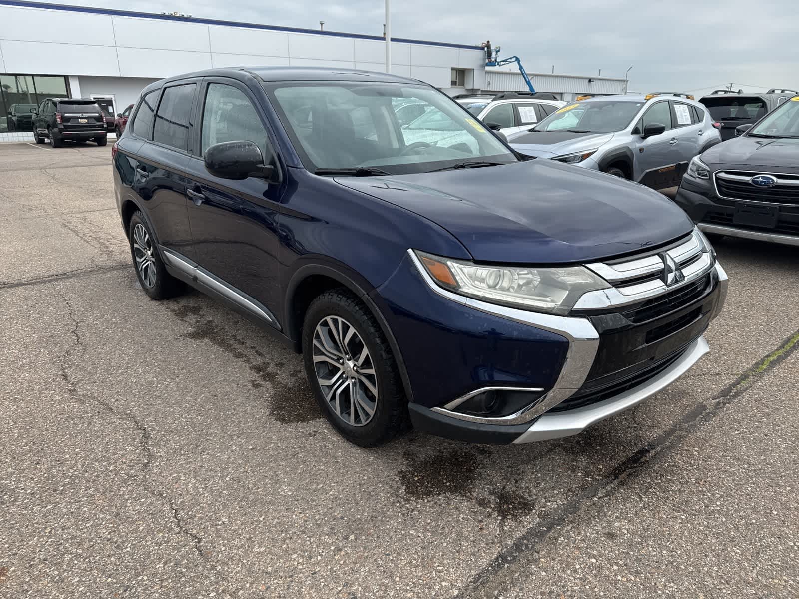 2018 Mitsubishi Outlander ES 4