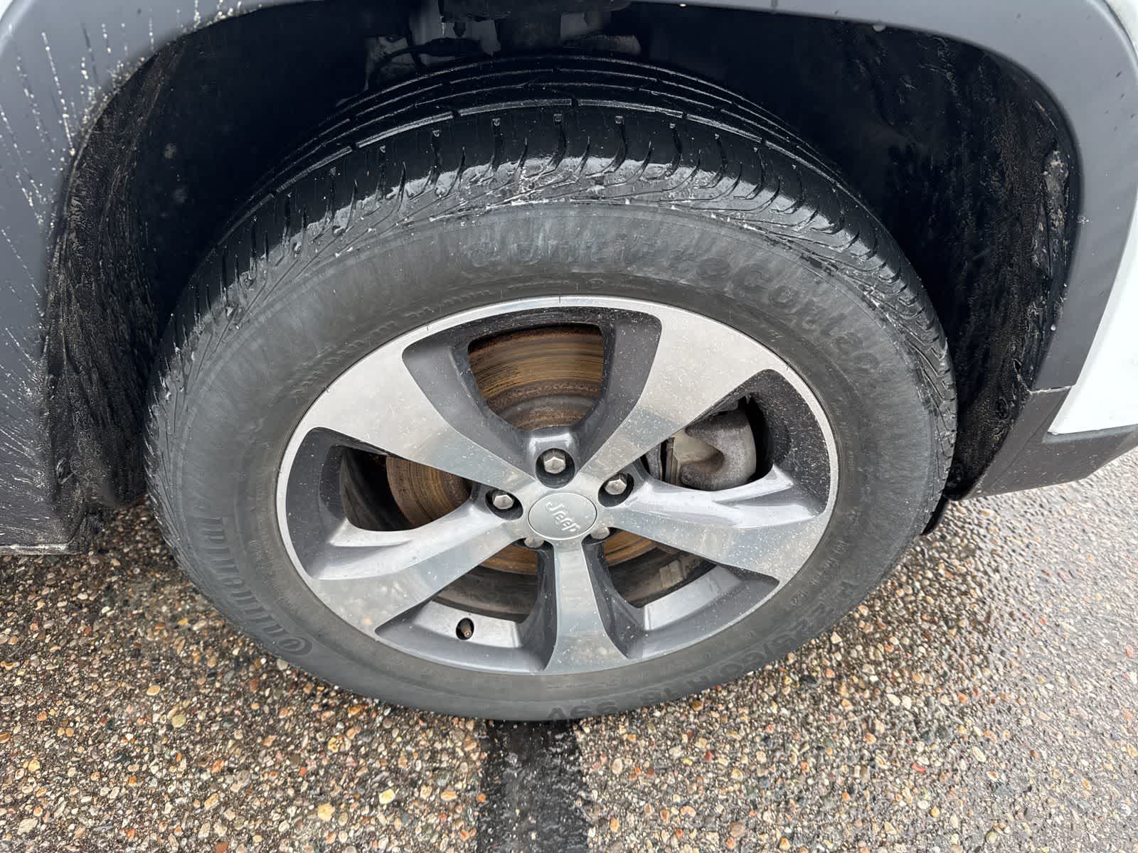 Thumbnail: 2020 Jeep Cherokee - 5