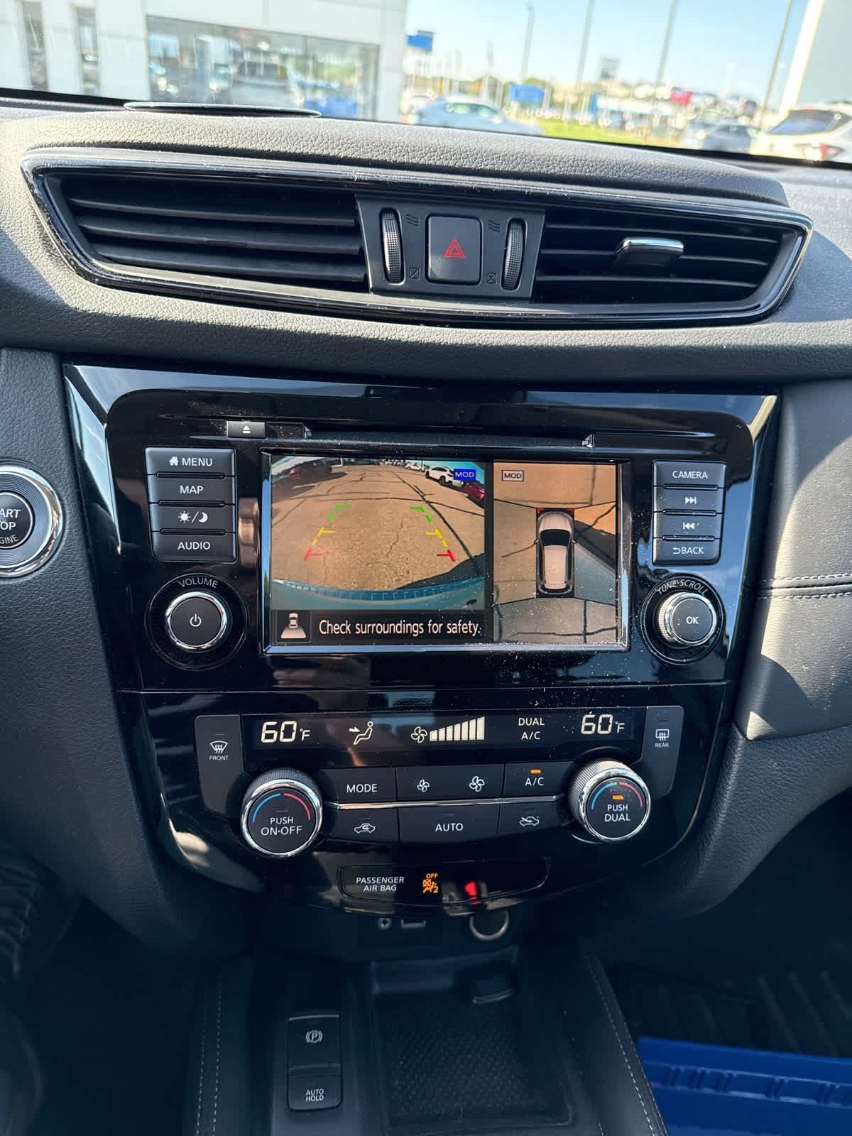 Thumbnail: 2020 Nissan Rogue - 20