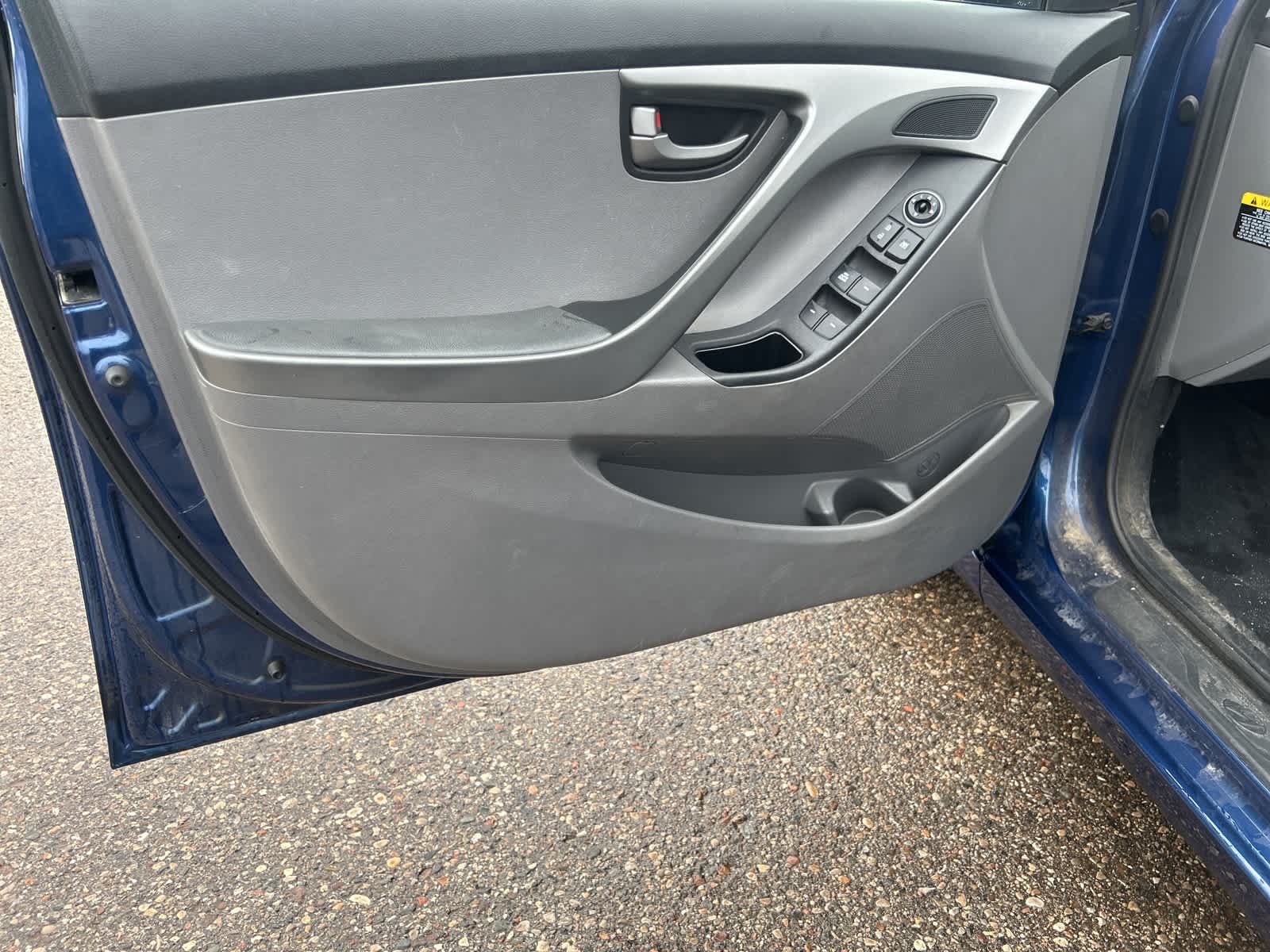 Thumbnail: 2016 Hyundai Elantra - 16
