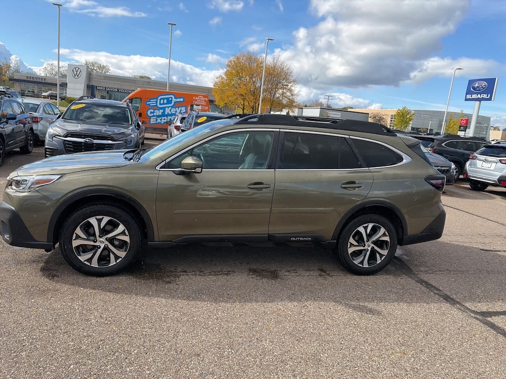 Used 2022 Subaru Outback Limited SUV