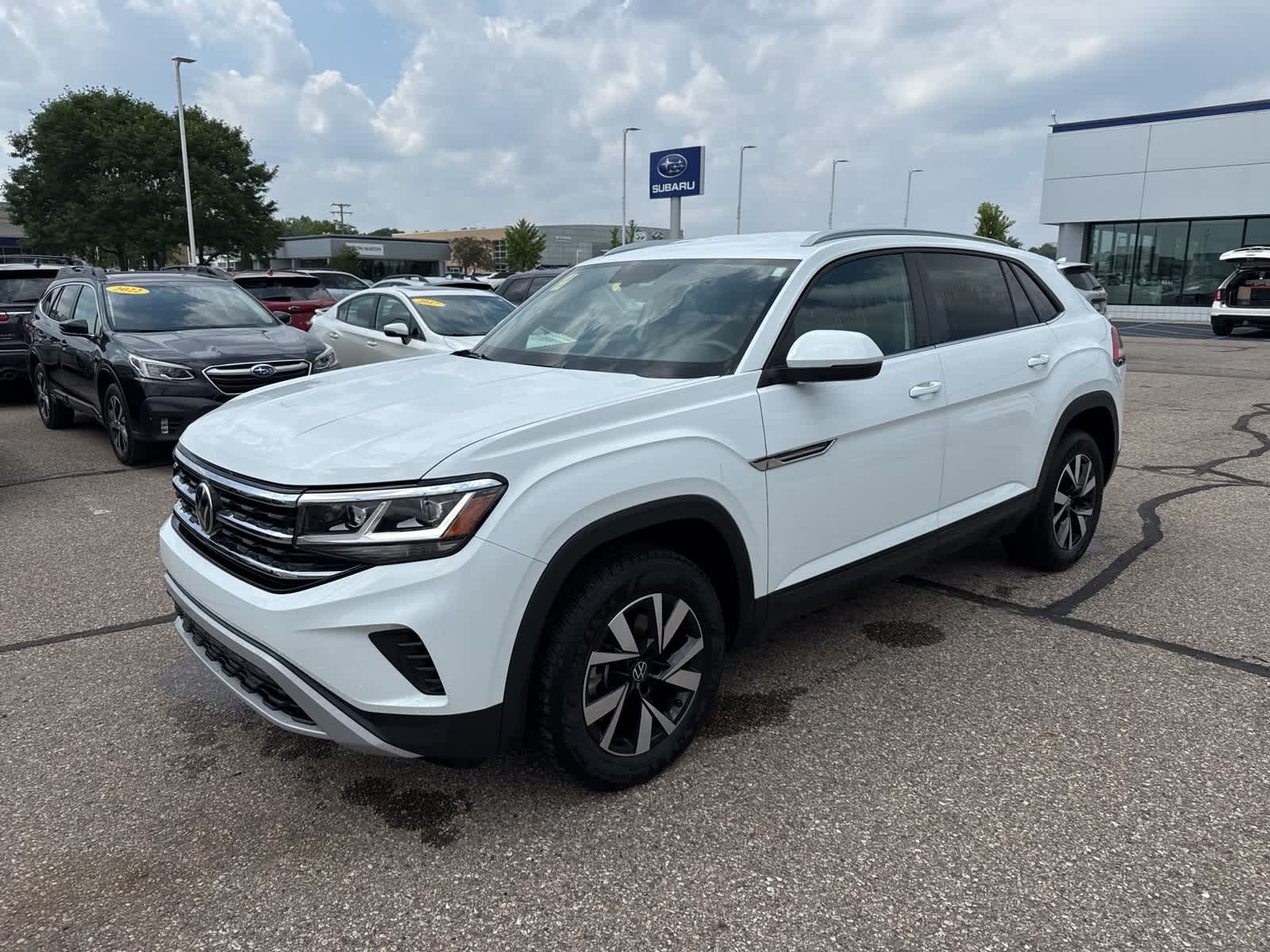 2022 Volkswagen Atlas Cross Sport 2.0T SE
