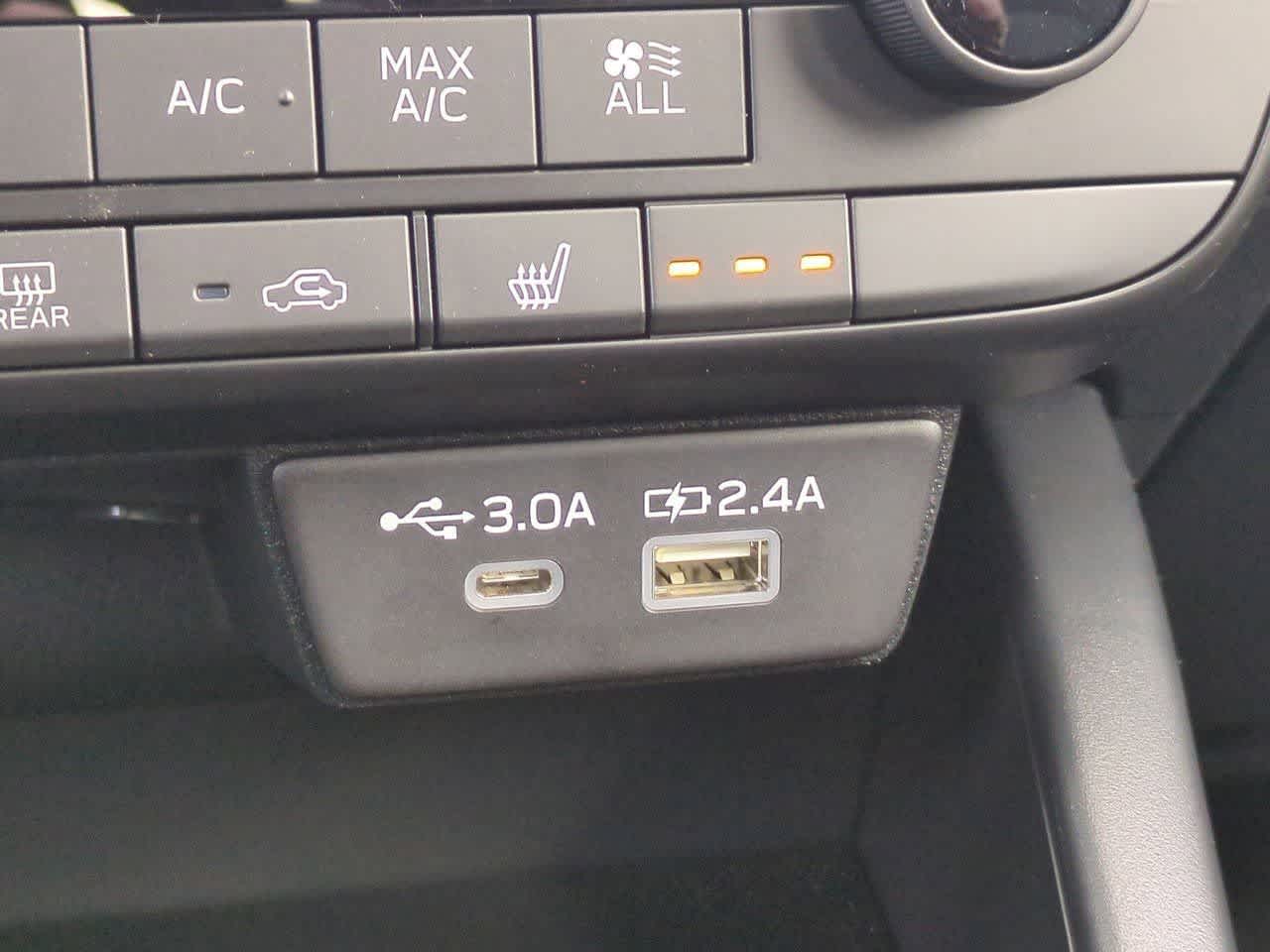 Thumbnail: 2026 Subaru Outback - 32