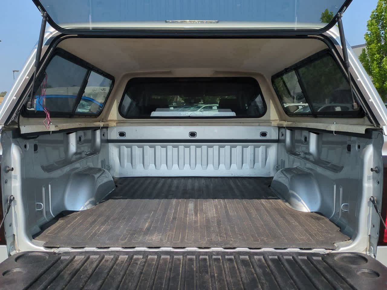 Thumbnail: 2018 Chevrolet Silverado 1500 - 31