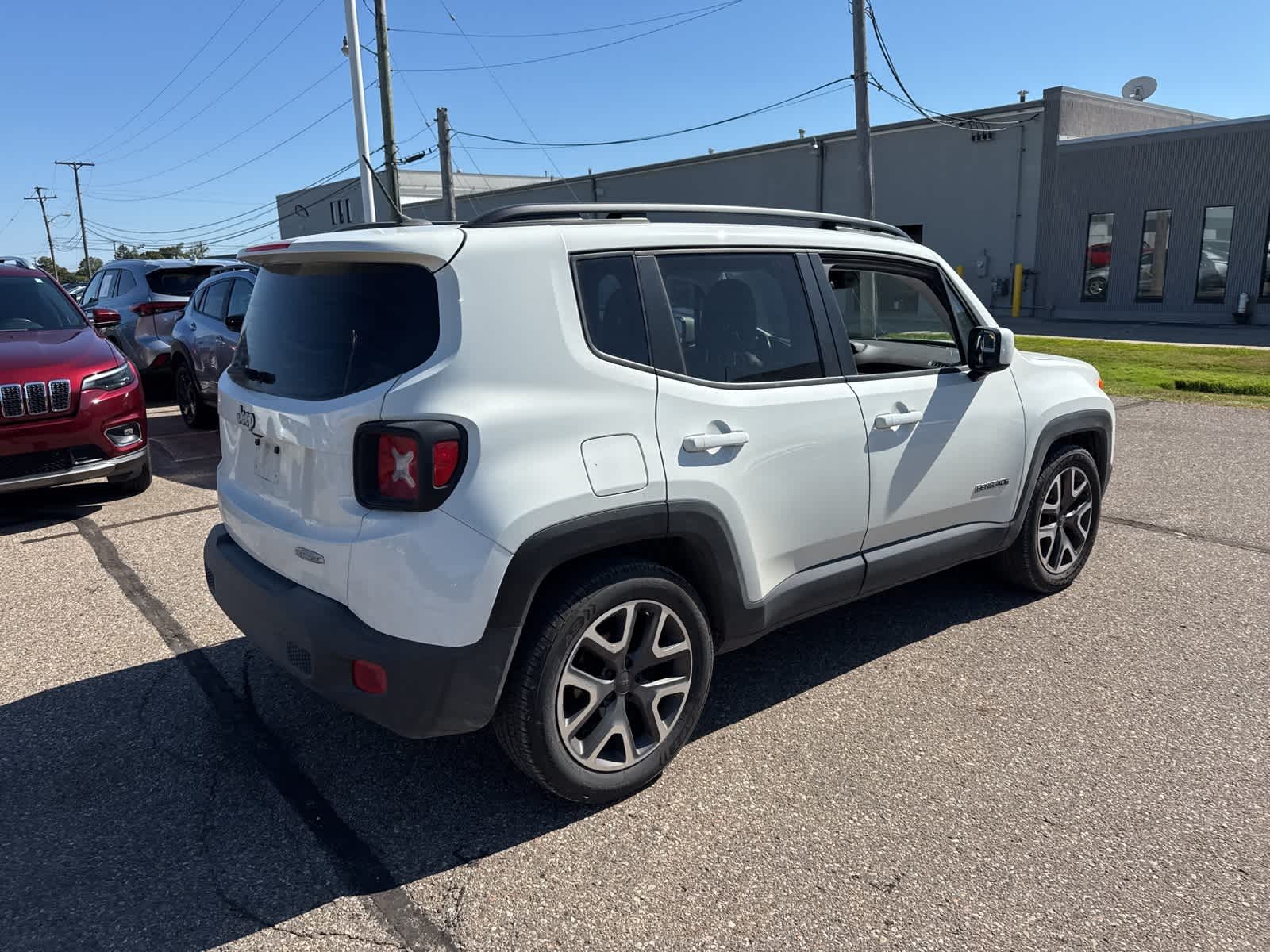 Thumbnail: 2016 Jeep Renegade - 3