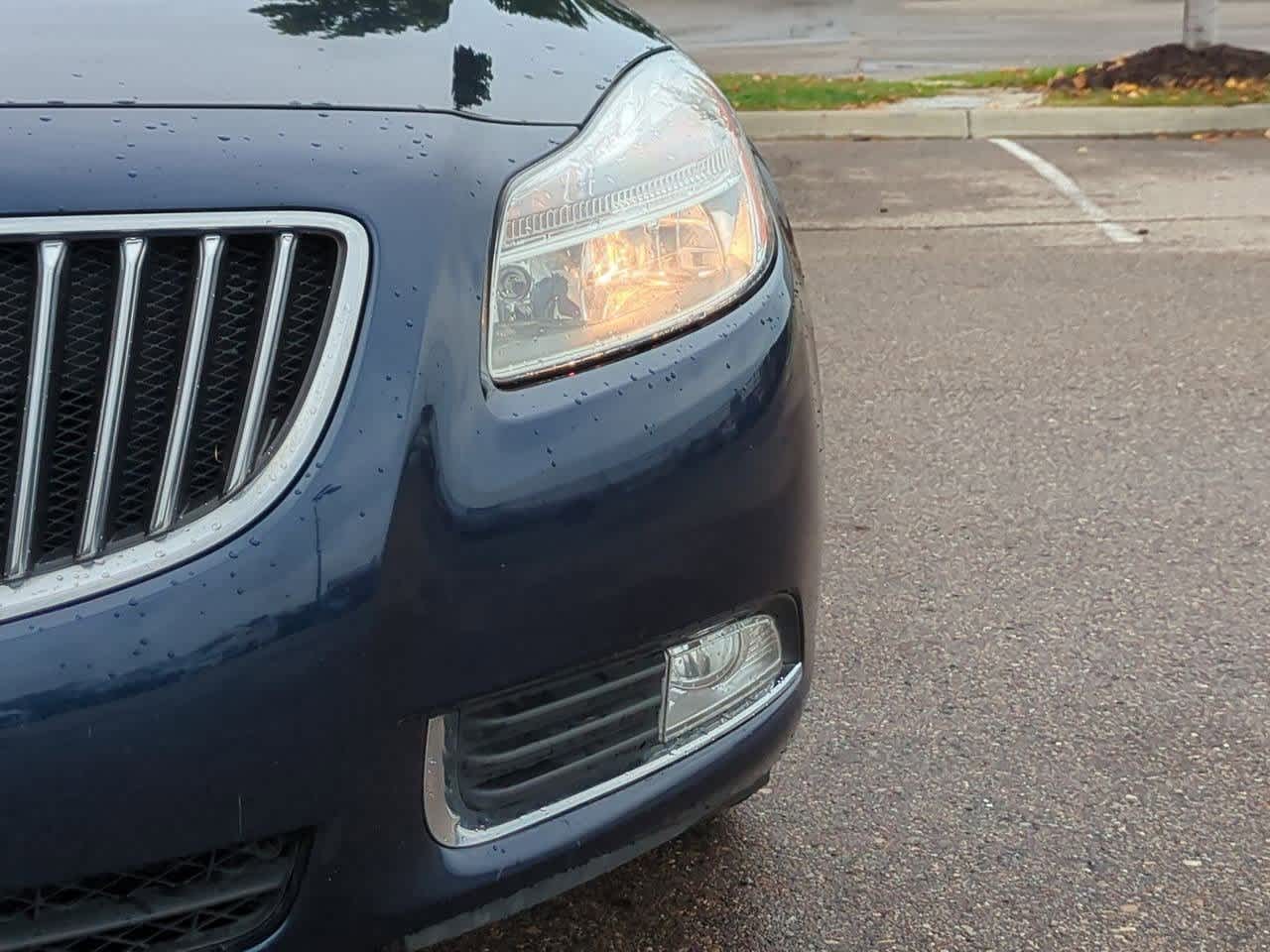 Thumbnail: 2011 Buick Regal - 10