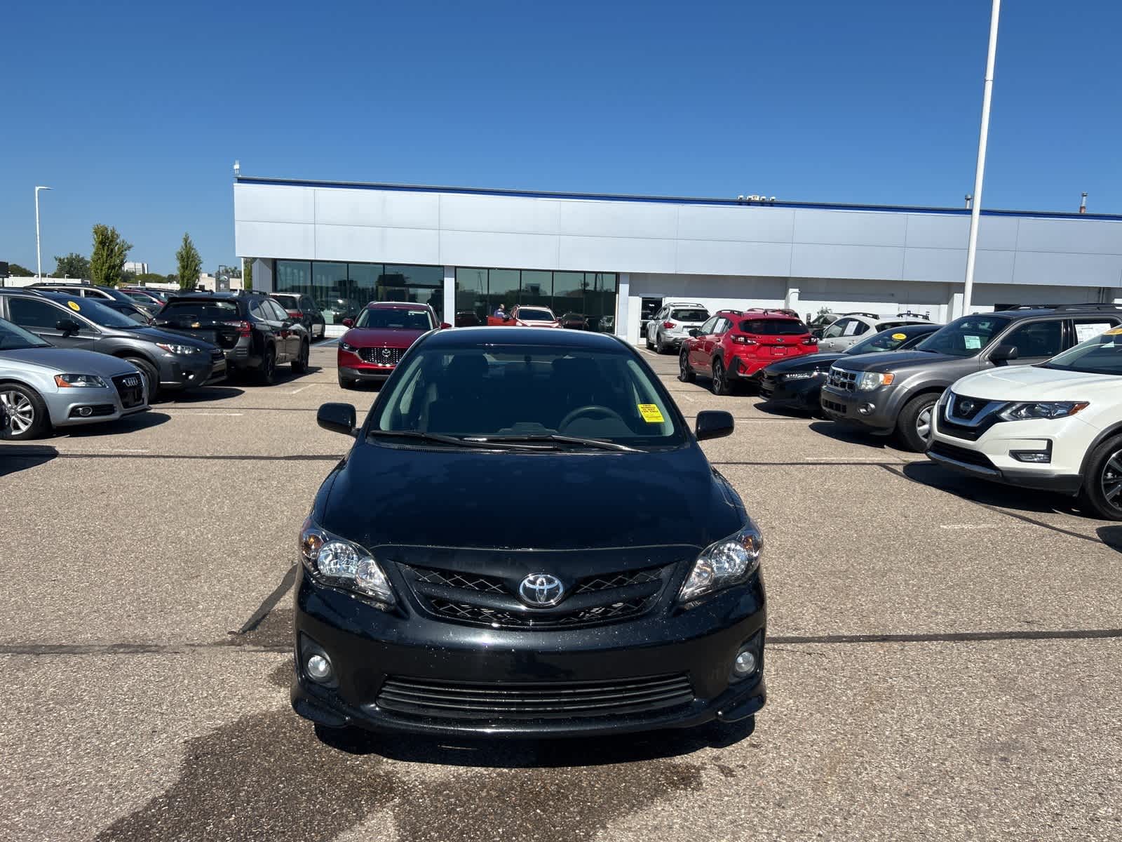 Thumbnail: 2012 Toyota Corolla - 3