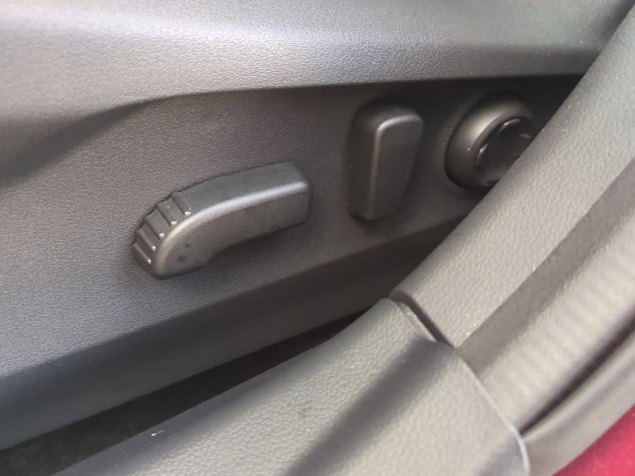 Thumbnail: 2025 Subaru Legacy - 16