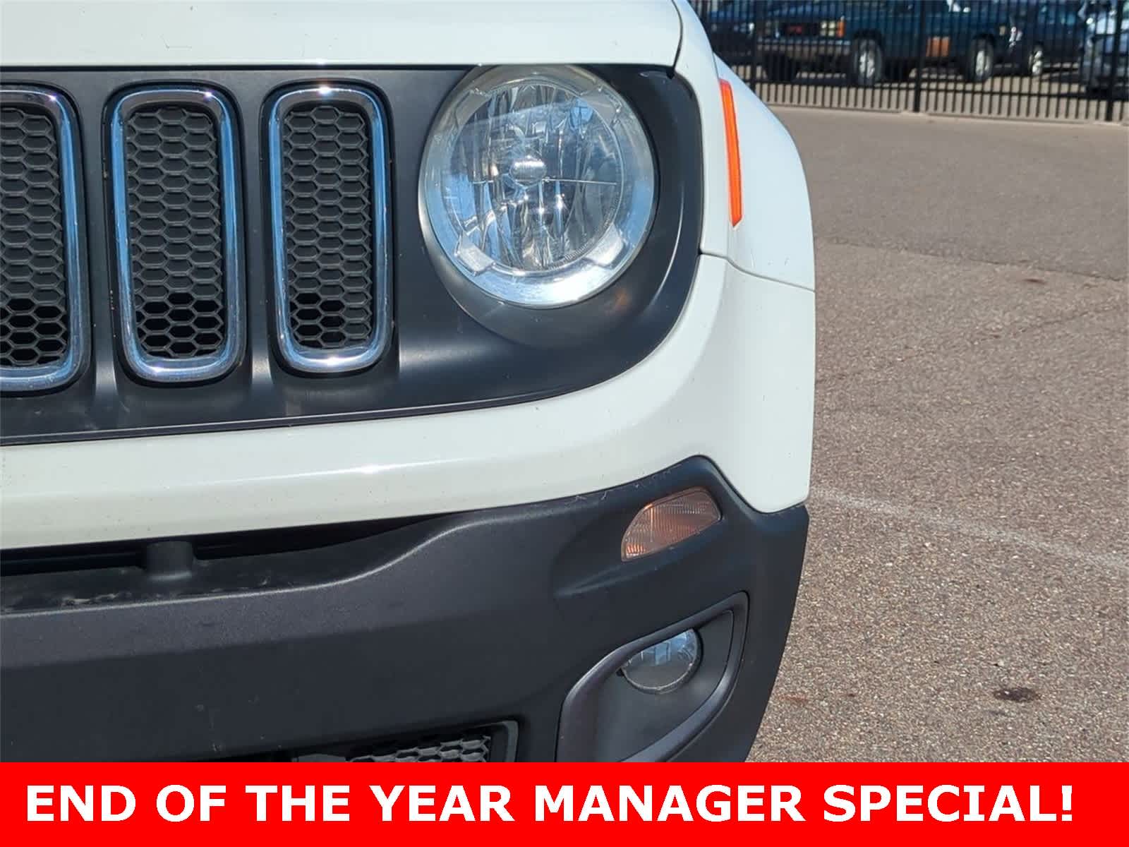 Thumbnail: 2016 Jeep Renegade - 10