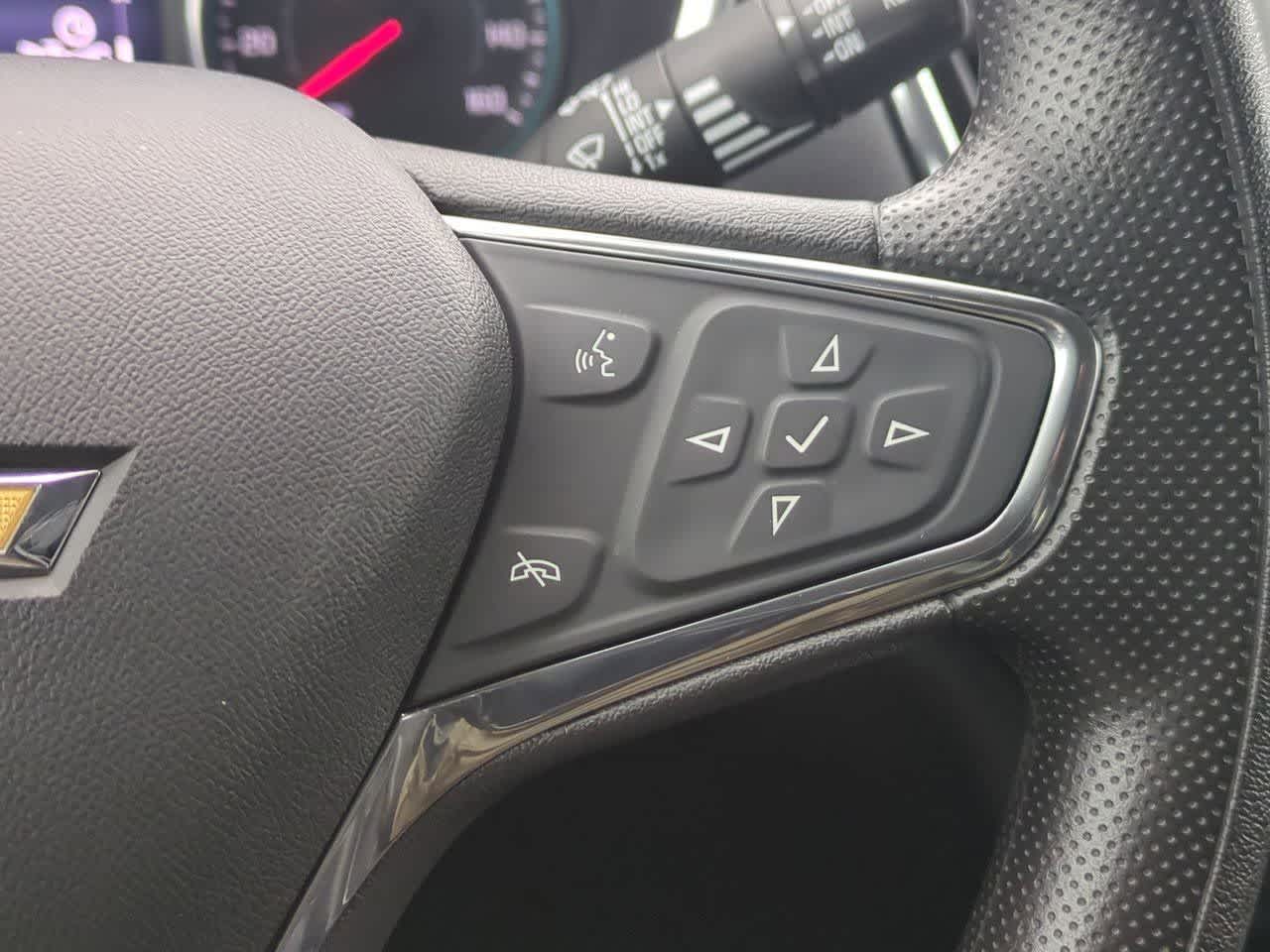 Thumbnail: 2020 Chevrolet Equinox - 23