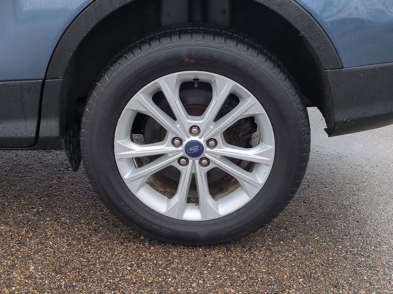 Thumbnail: 2018 Ford Escape - 13