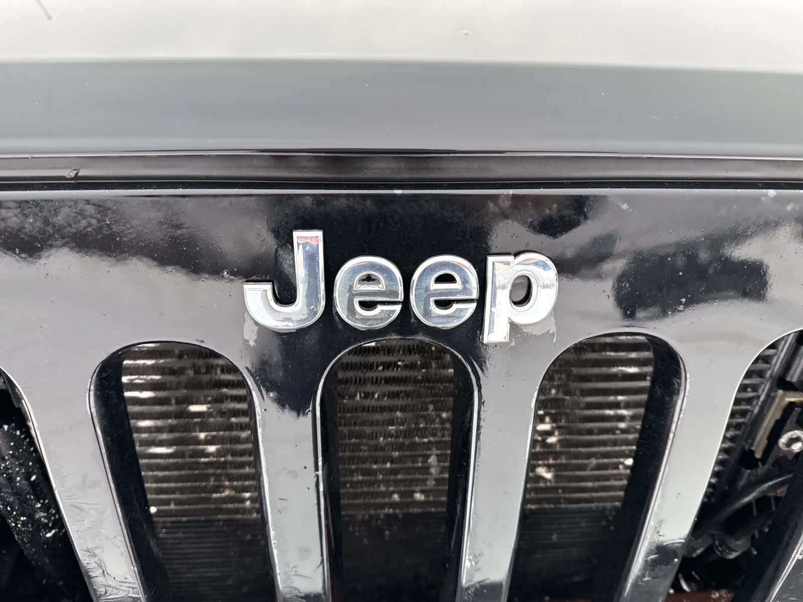 Thumbnail: 2012 Jeep Wrangler - 11