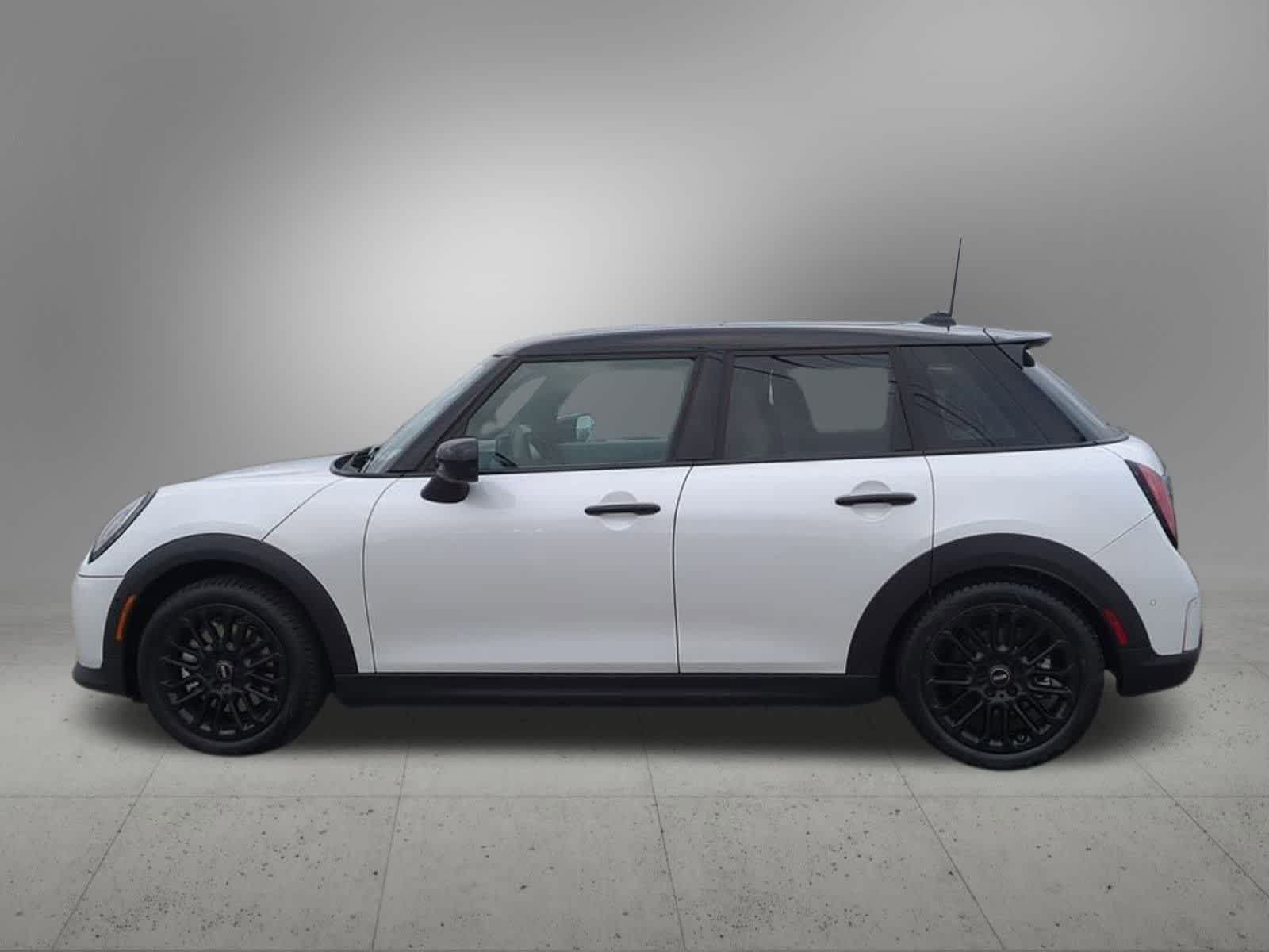 Thumbnail: 2025 MINI Cooper Hardtop - 3