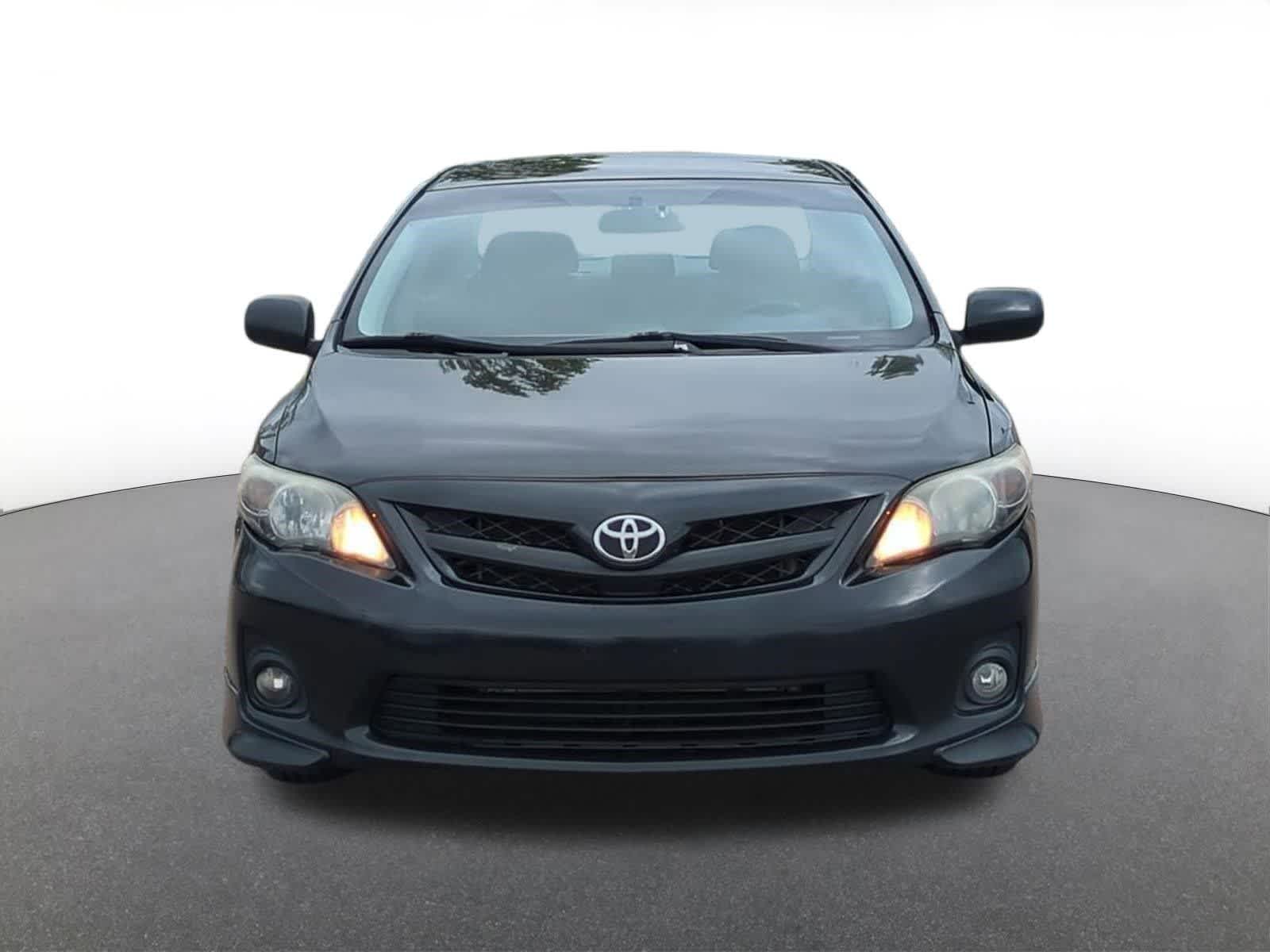 Thumbnail: 2012 Toyota Corolla - 9