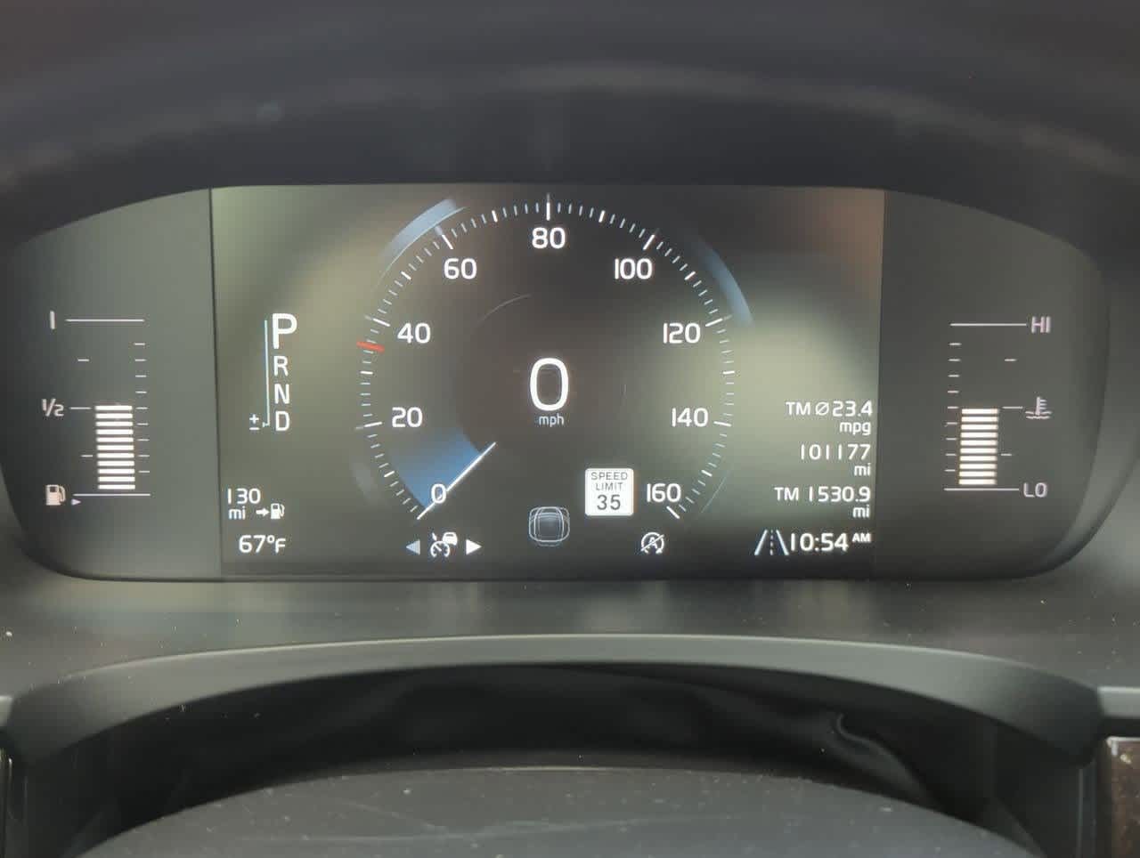 2018 Volvo S90 T5 Momentum 32