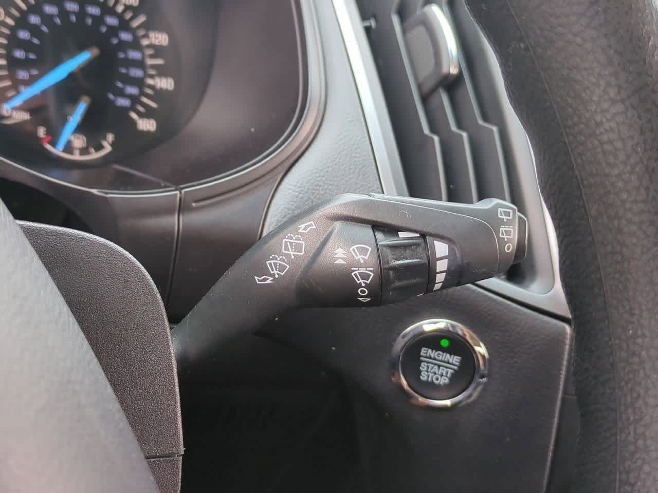 Thumbnail: 2016 Ford Edge - 23
