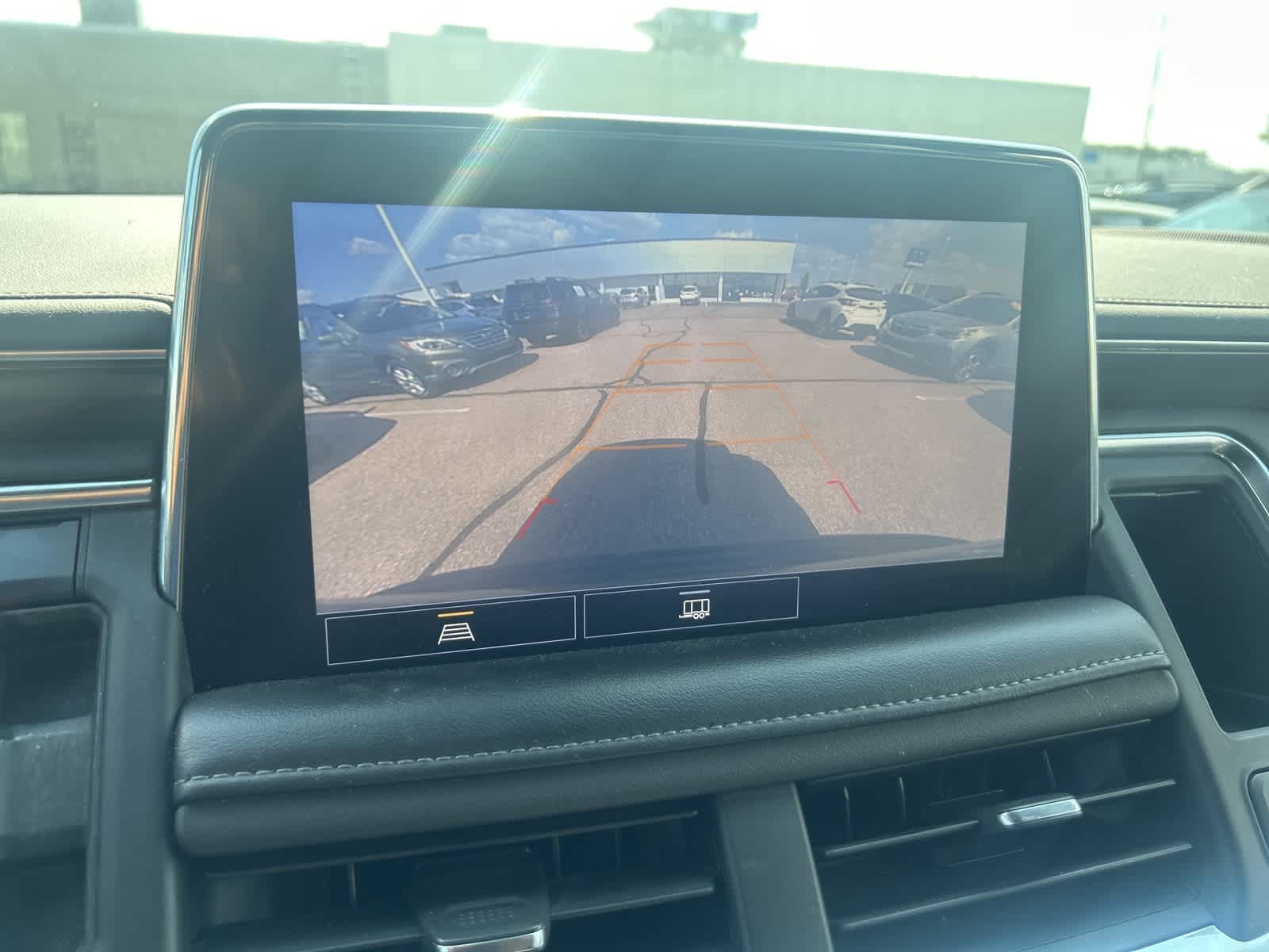 Thumbnail: 2021 GMC Yukon - 13