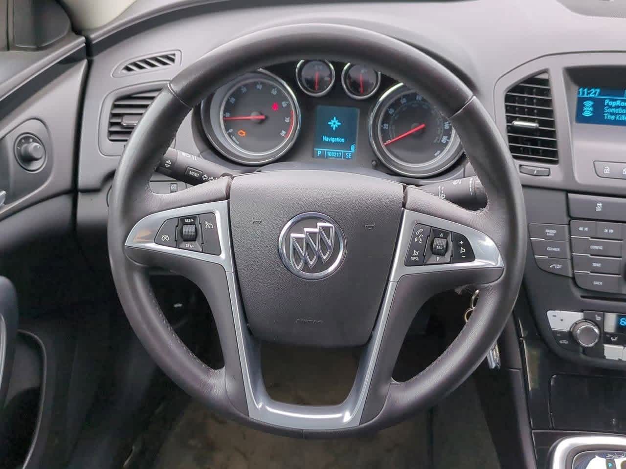 Thumbnail: 2011 Buick Regal - 23