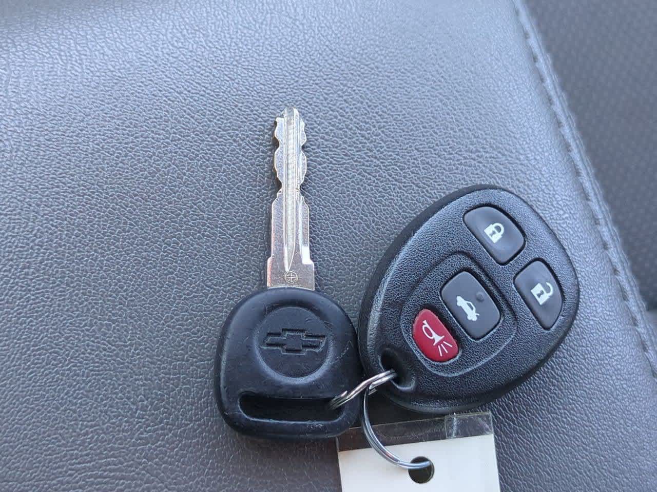 2011 Chevrolet Malibu 1LS - Photo 32