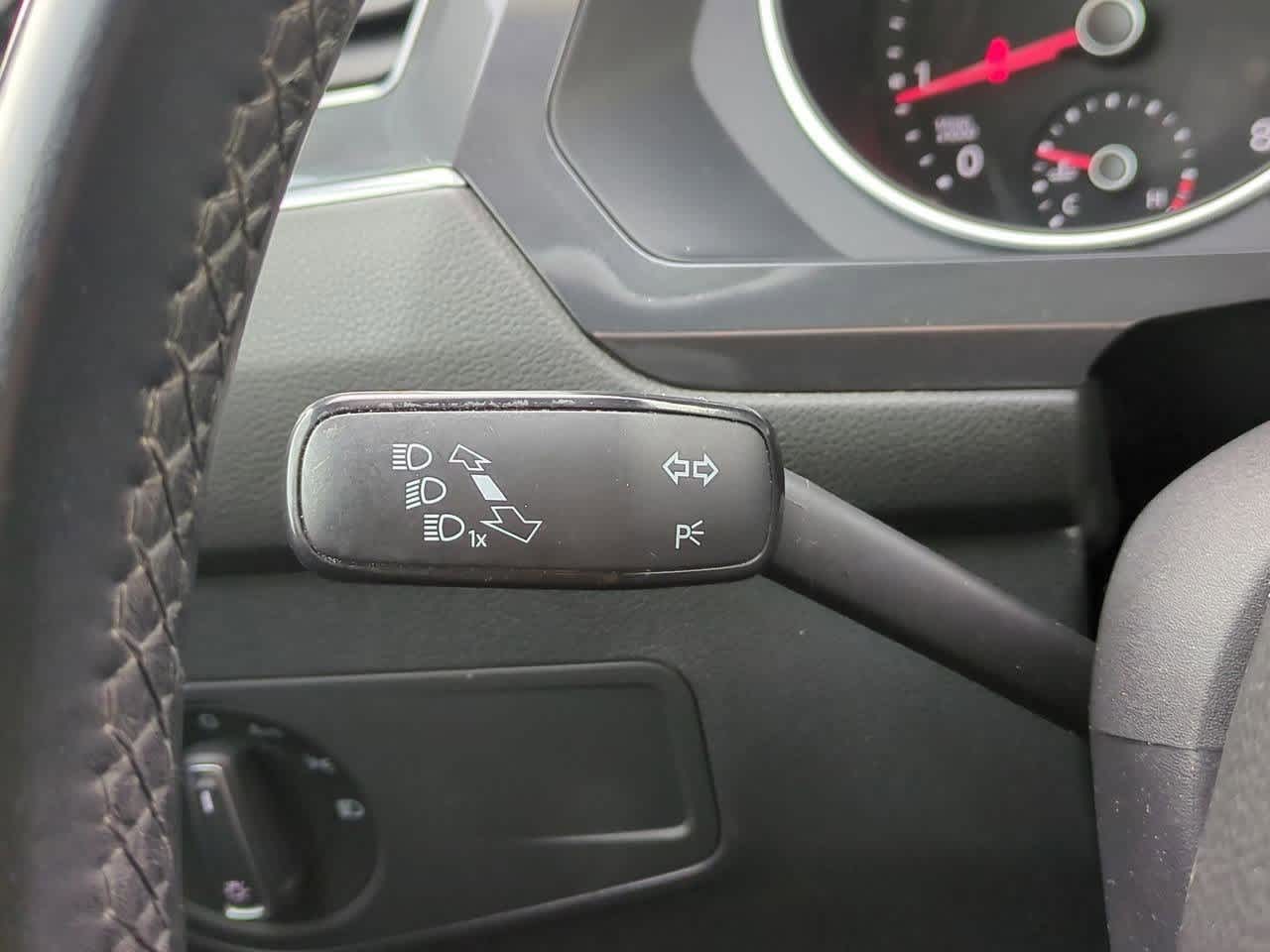 Thumbnail: 2019 Volkswagen Tiguan - 27