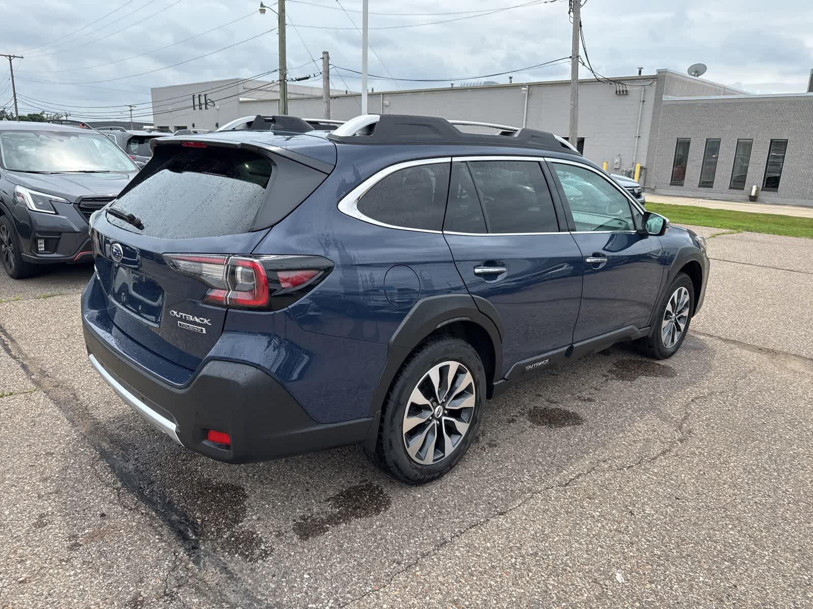 Thumbnail: 2023 Subaru Outback - 3