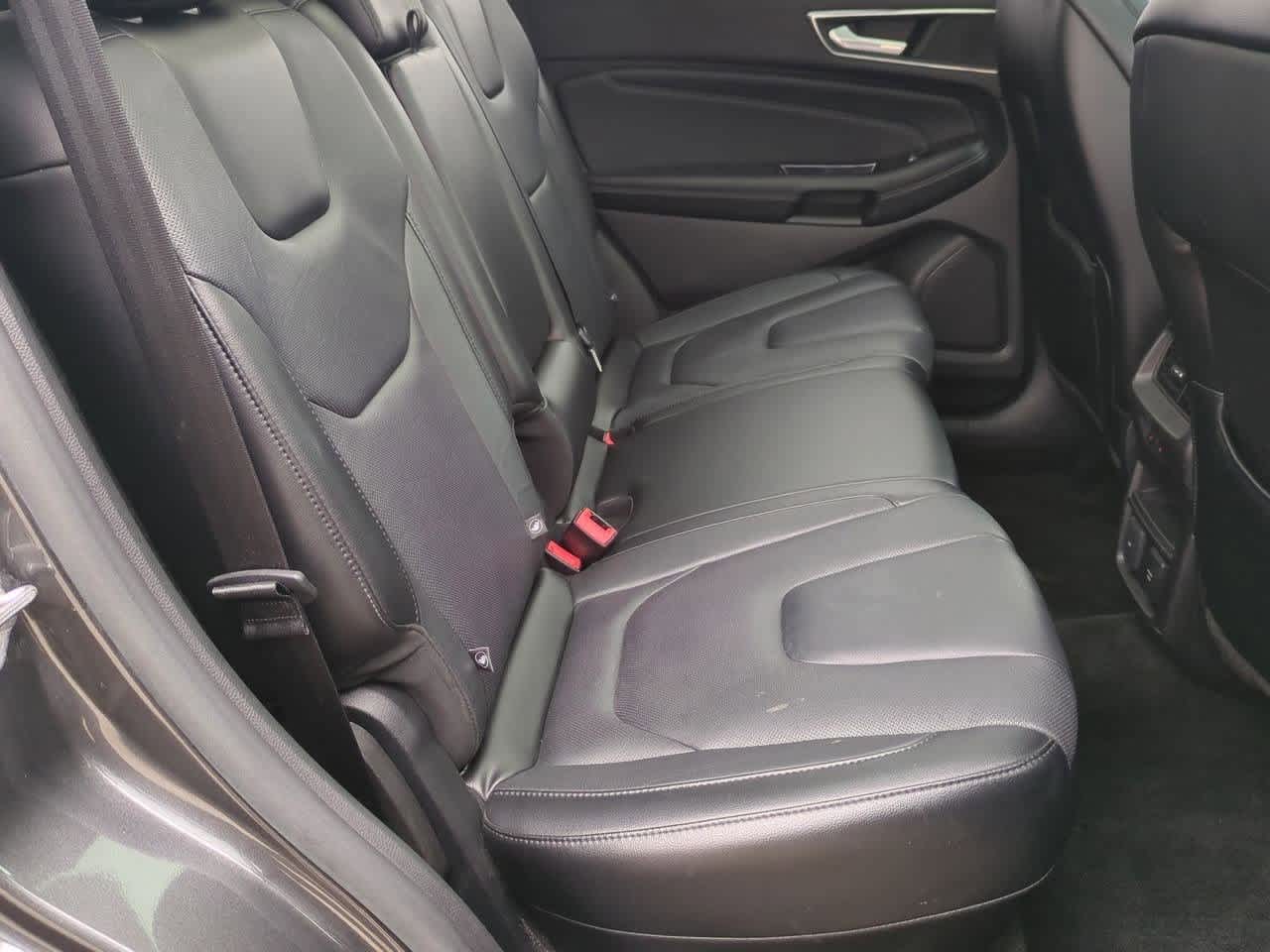 Thumbnail: 2015 Ford Edge - 20