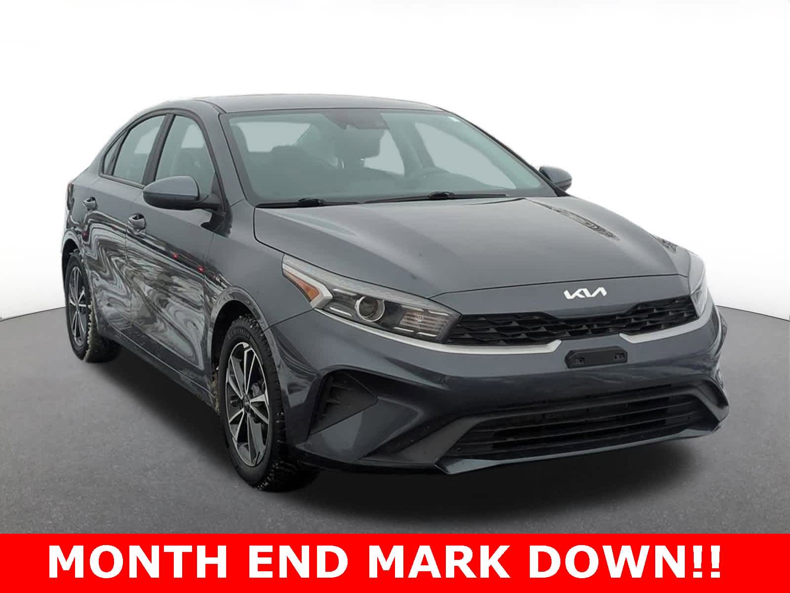 Thumbnail: 2022 Kia Forte - 8