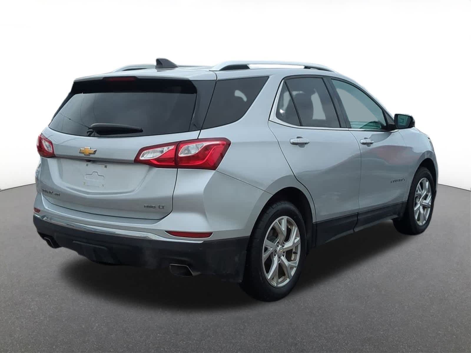 Thumbnail: 2018 Chevrolet Equinox - 6