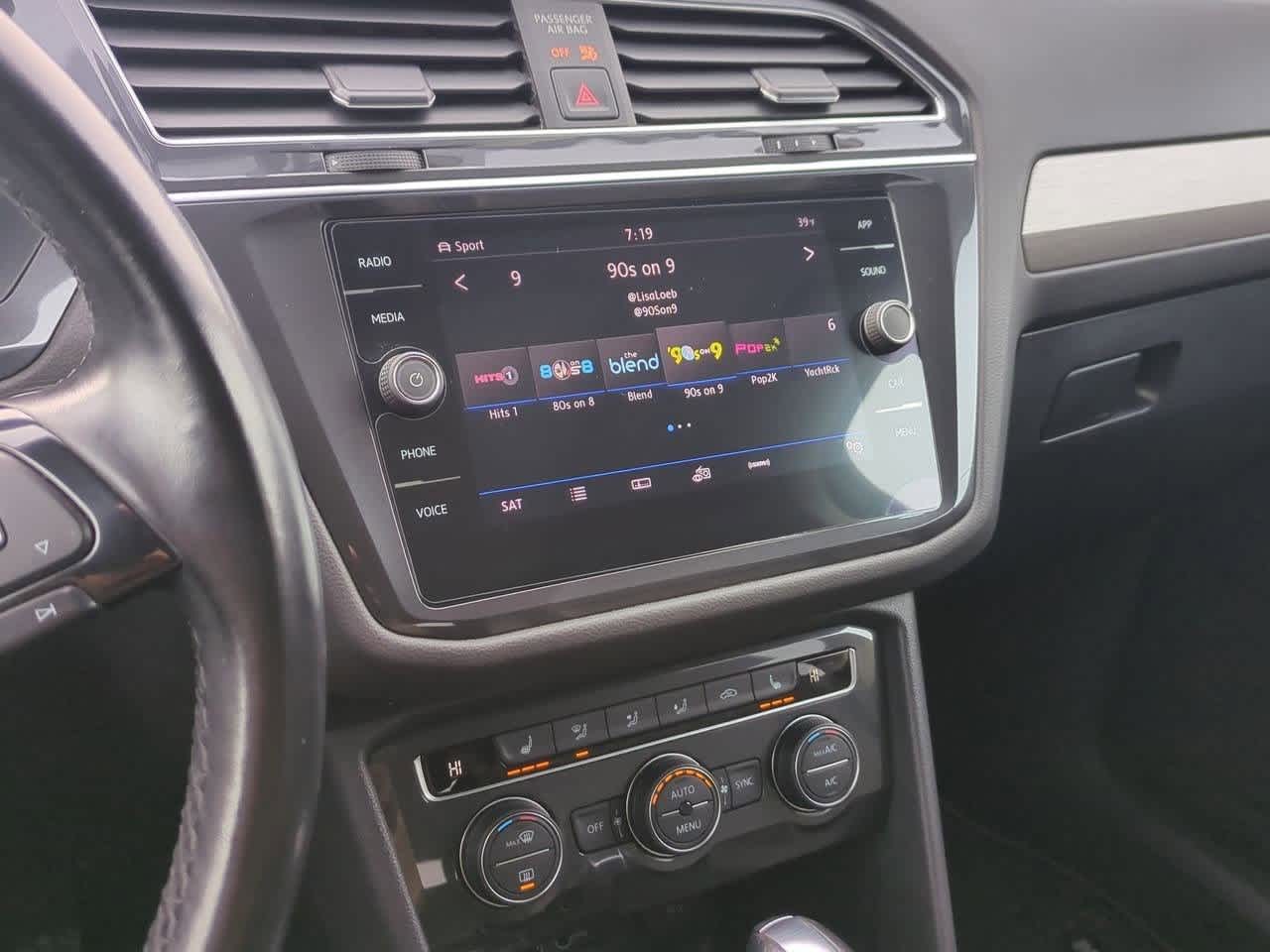 Thumbnail: 2019 Volkswagen Tiguan - 28